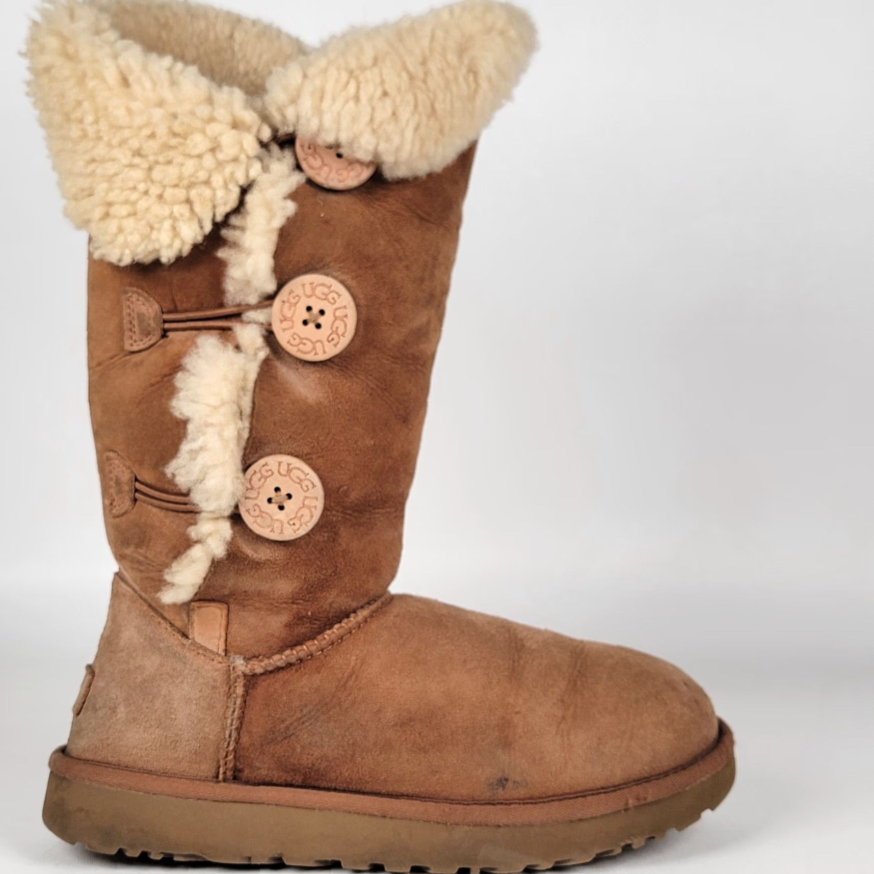 Ugg UGG Boots Women Bailey Button Beige 7 Shearling Comfort Casual Mid-Calf Winter Spring Fall Size US 7 / IT 37 - 3 Thumbnail