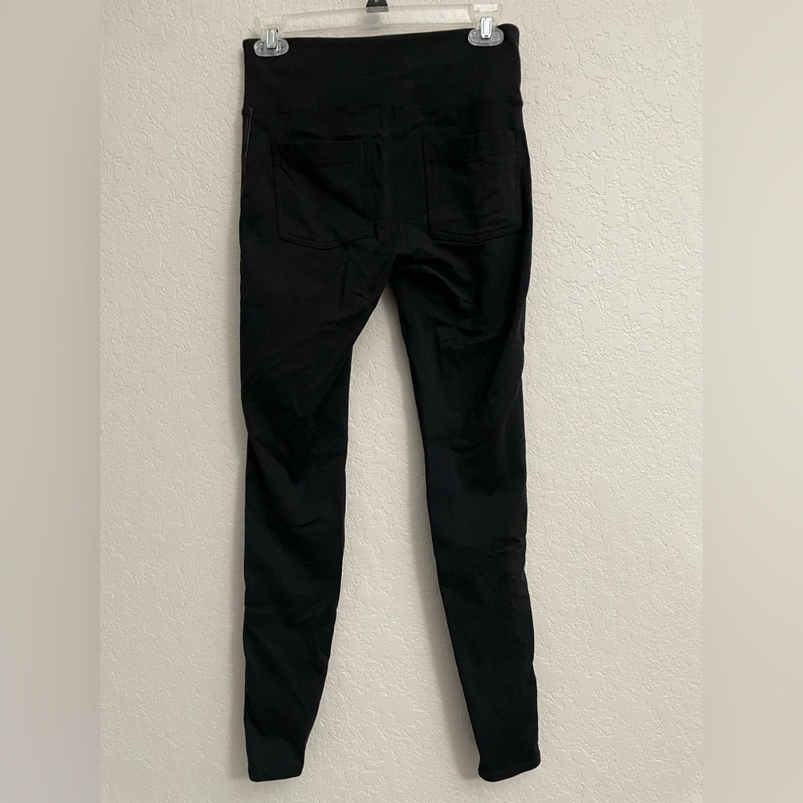 Athleta Athleta Faux Leather Tux Metro Leggings Small Size 26" / US 2 / IT 38 - 3 Thumbnail