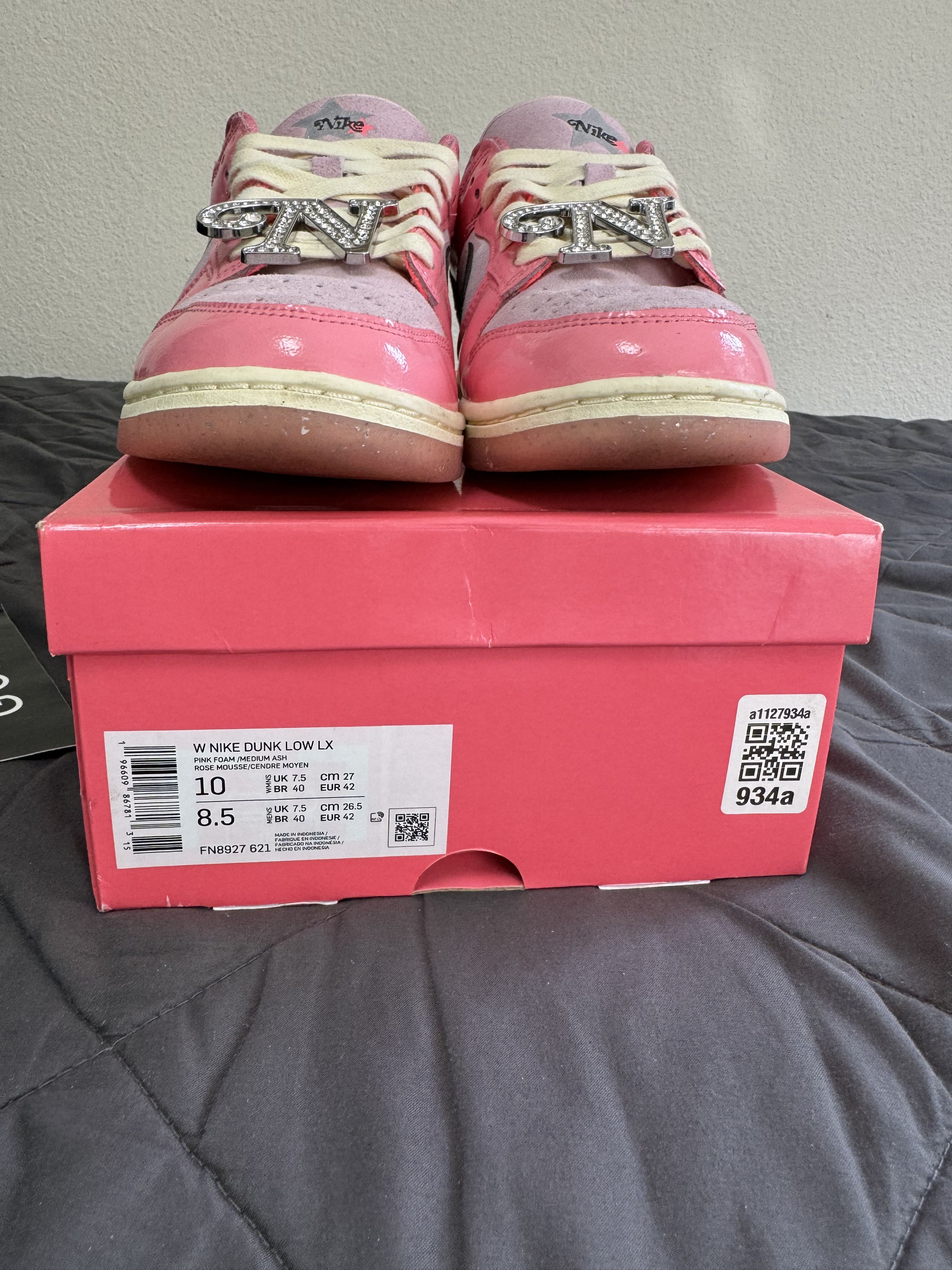 Nike Nike Dunk Low LX Barbie Size US 9 / EU 42 - 5 Thumbnail