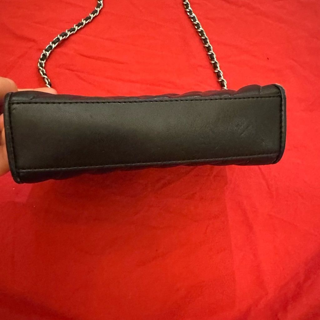 Michael Kors Michael Kors Quilted Black Crossbody Bag Size ONE SIZE - 8 Thumbnail