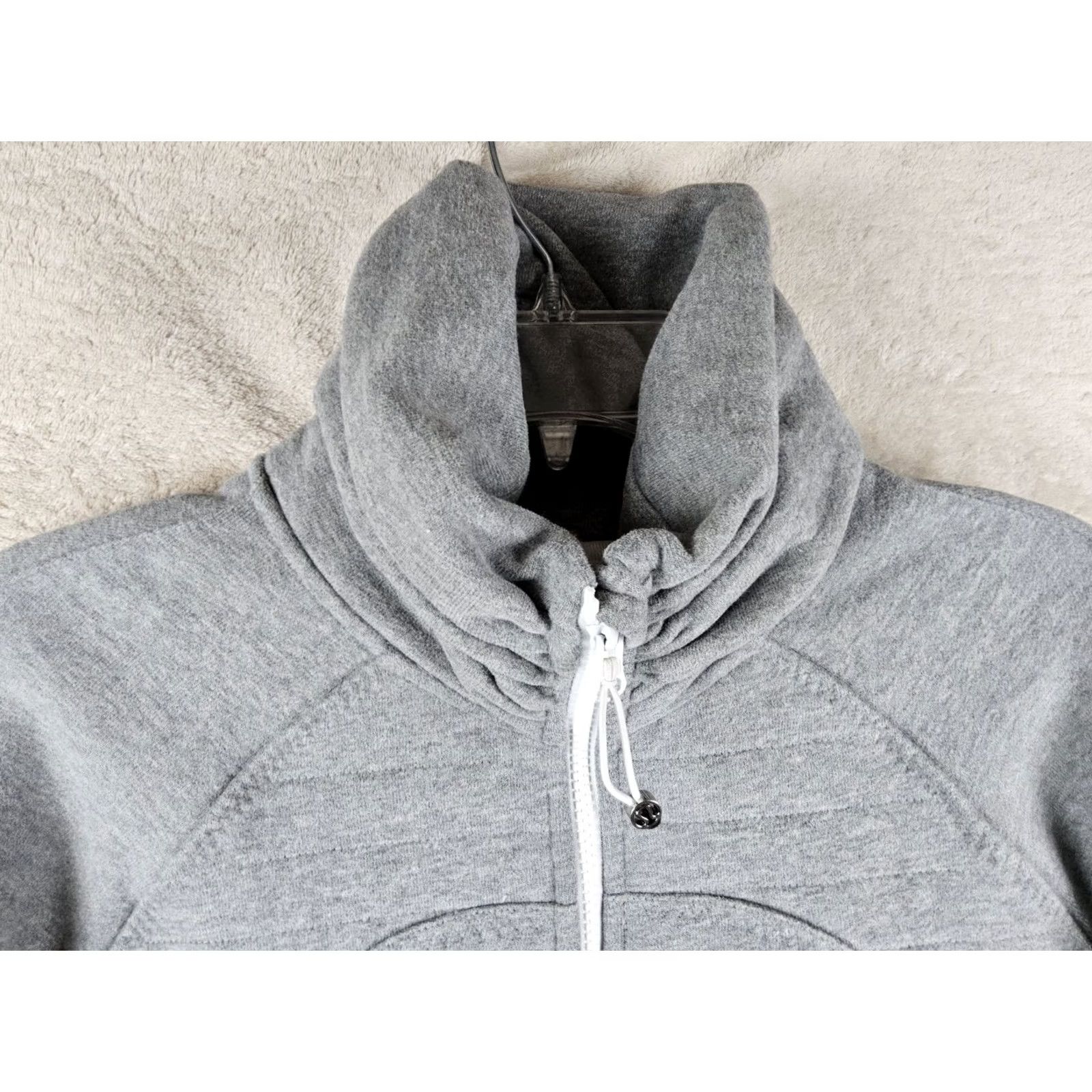 Lululemon Lululemon Scuba Hoodie Sweatshirt Zip Pullover Women Brown 12 Sweatshirt Activewear Long Sleeve Mens Womens Girls Boys Size XL / US 12-14 / IT 48-50 - 3 Thumbnail