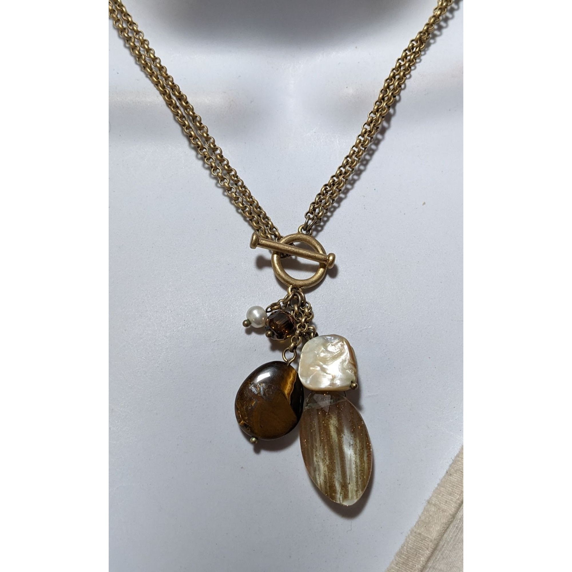 Other Retro Gold Shimmer Beaded Charm Toggle Necklace Size ONE SIZE - 6 Thumbnail