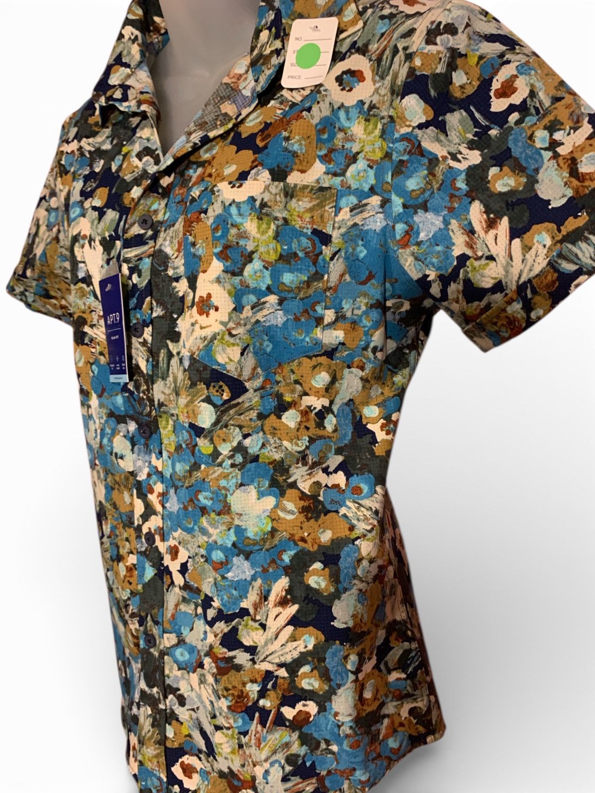 Apt. 9 Floral Button Down (item#10129) Size US S / EU 44-46 / 1 - 3 Thumbnail