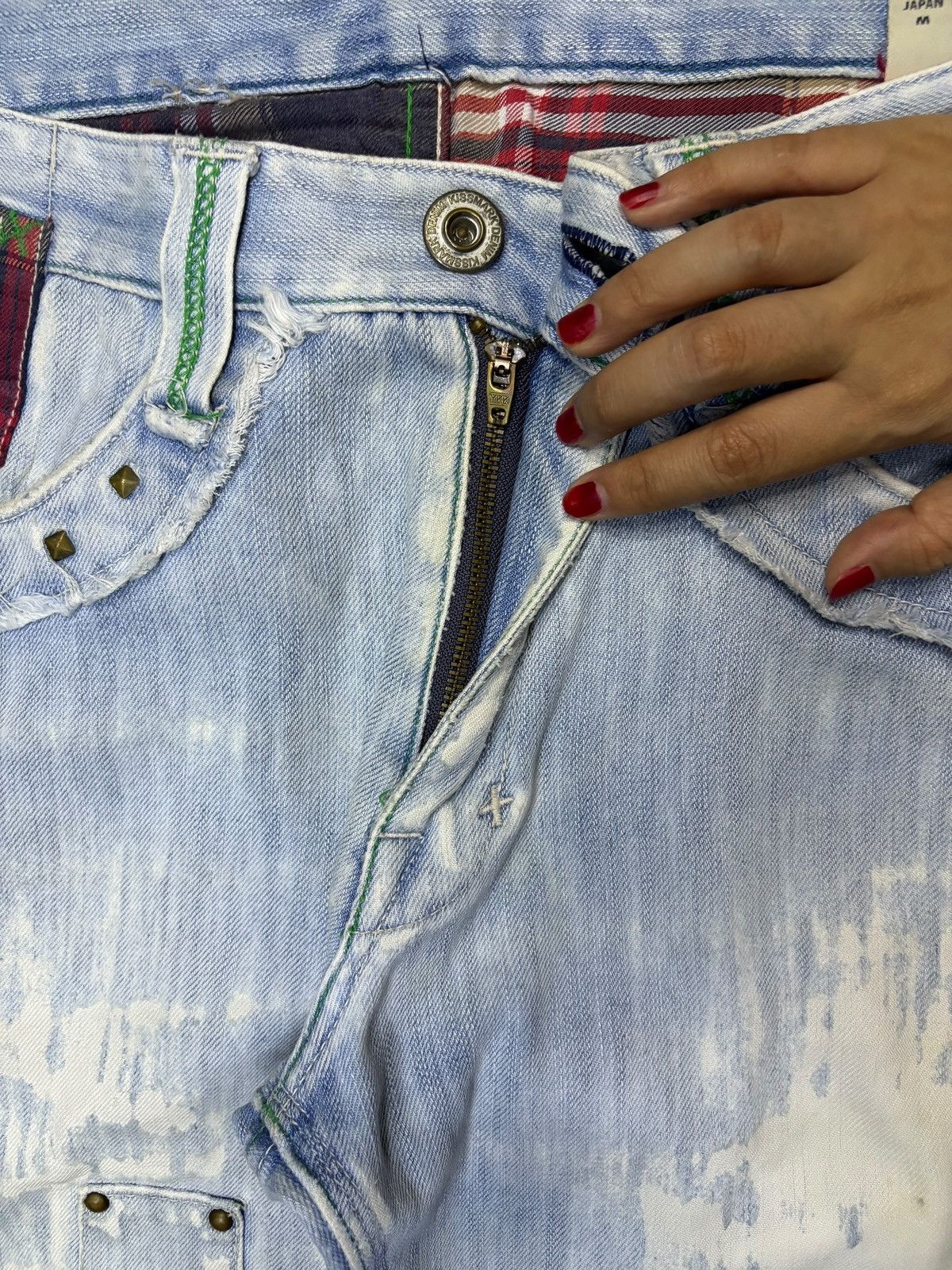 Japanese Brand Vintage Japanese Brand Bleach Wash Stud Patched Baggy Jeans Size US 32 / EU 48 - 3 Thumbnail
