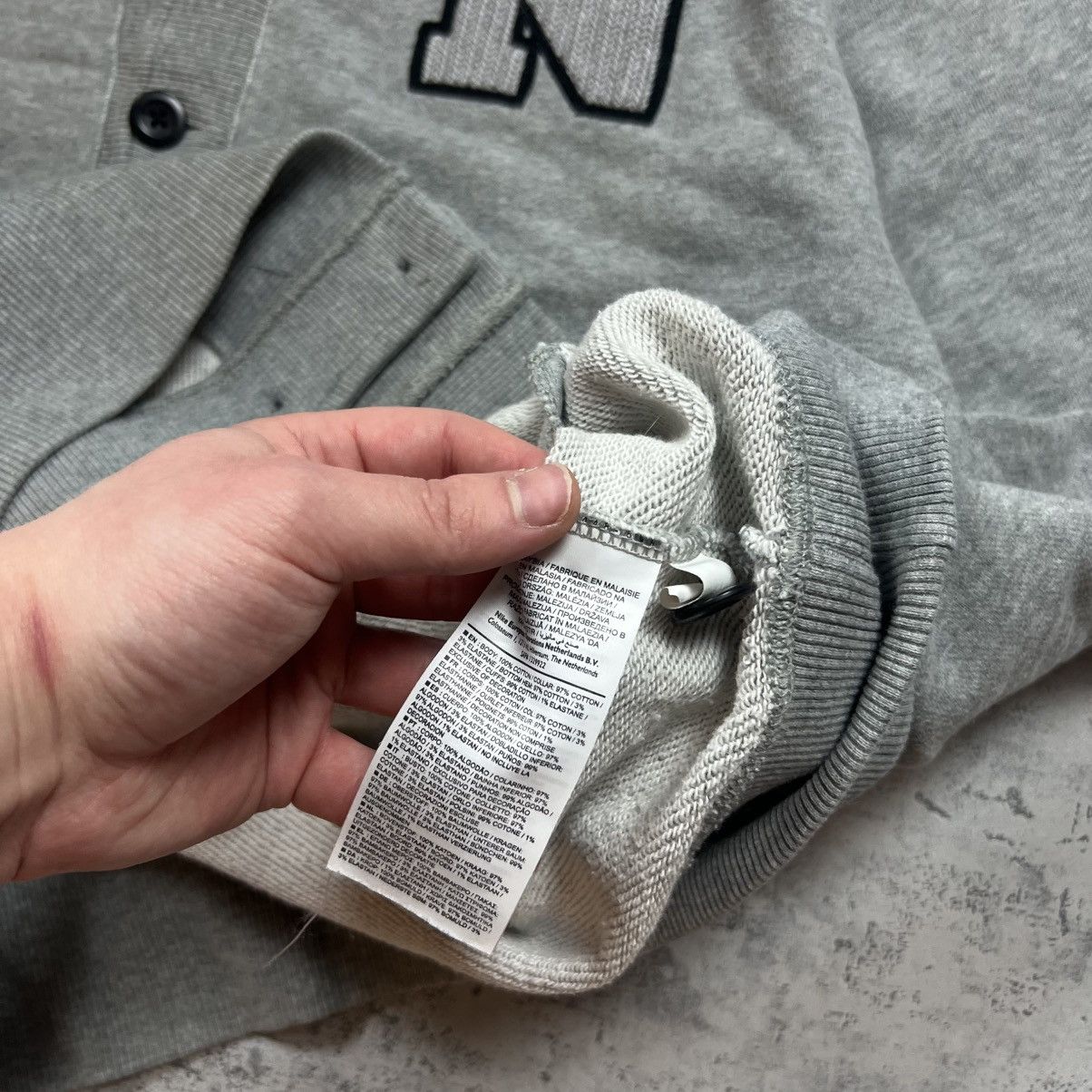 Nike 00s NIKE EMBROIDERED LOGO VINTAGE BUTTON UP CARDIGAN JACKET Size US L / EU 52-54 / 3 - 9 Thumbnail