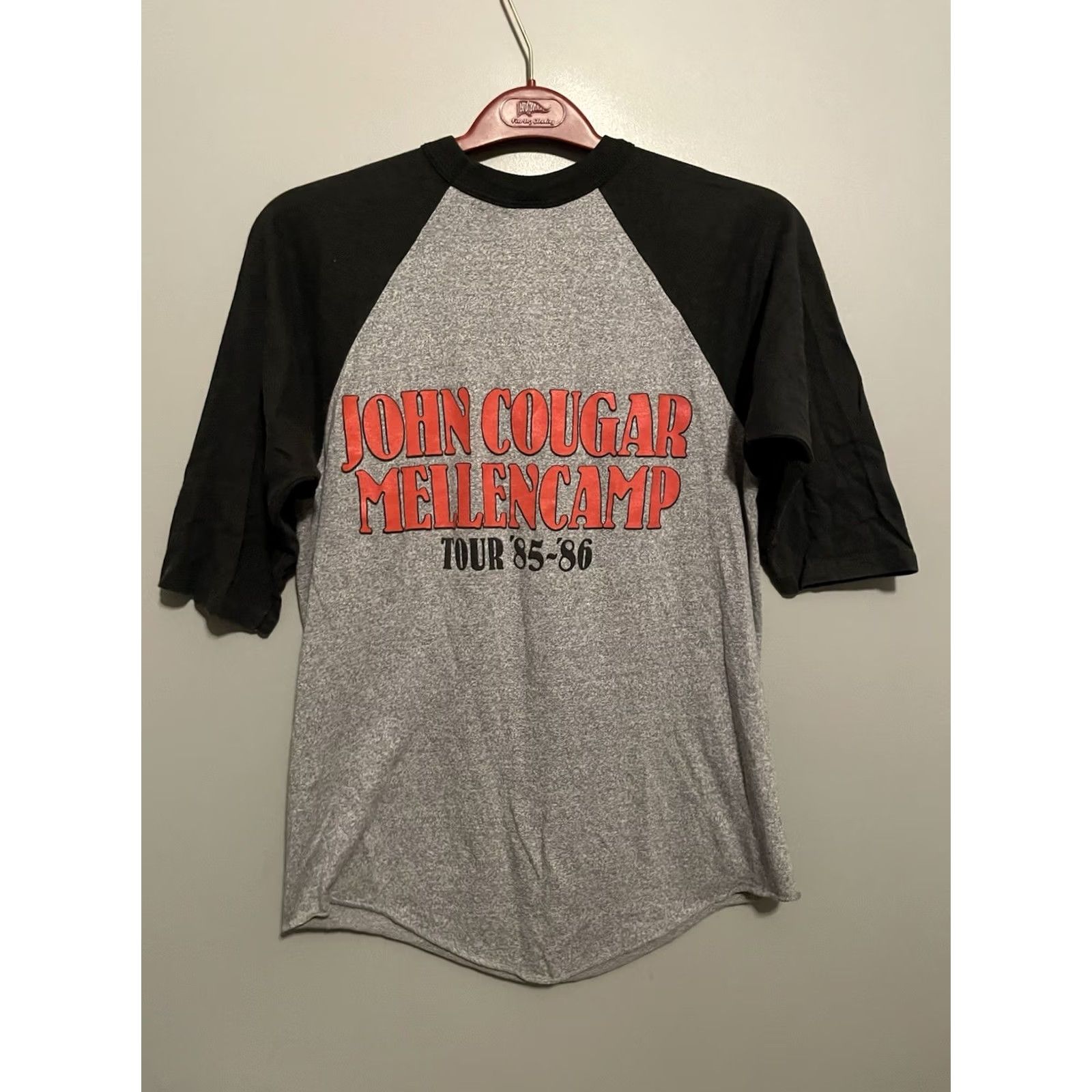 Cougar VINTAGE John Cougar Mellencamp Scarecrow Tour Shirt Concert 80s T-Shirt Mens Size L Gray Short Sleeve Crew Neck Cotton Blend Double-Sided Music 1980s Size US L / EU 52-54 / 3 - 6 Thumbnail