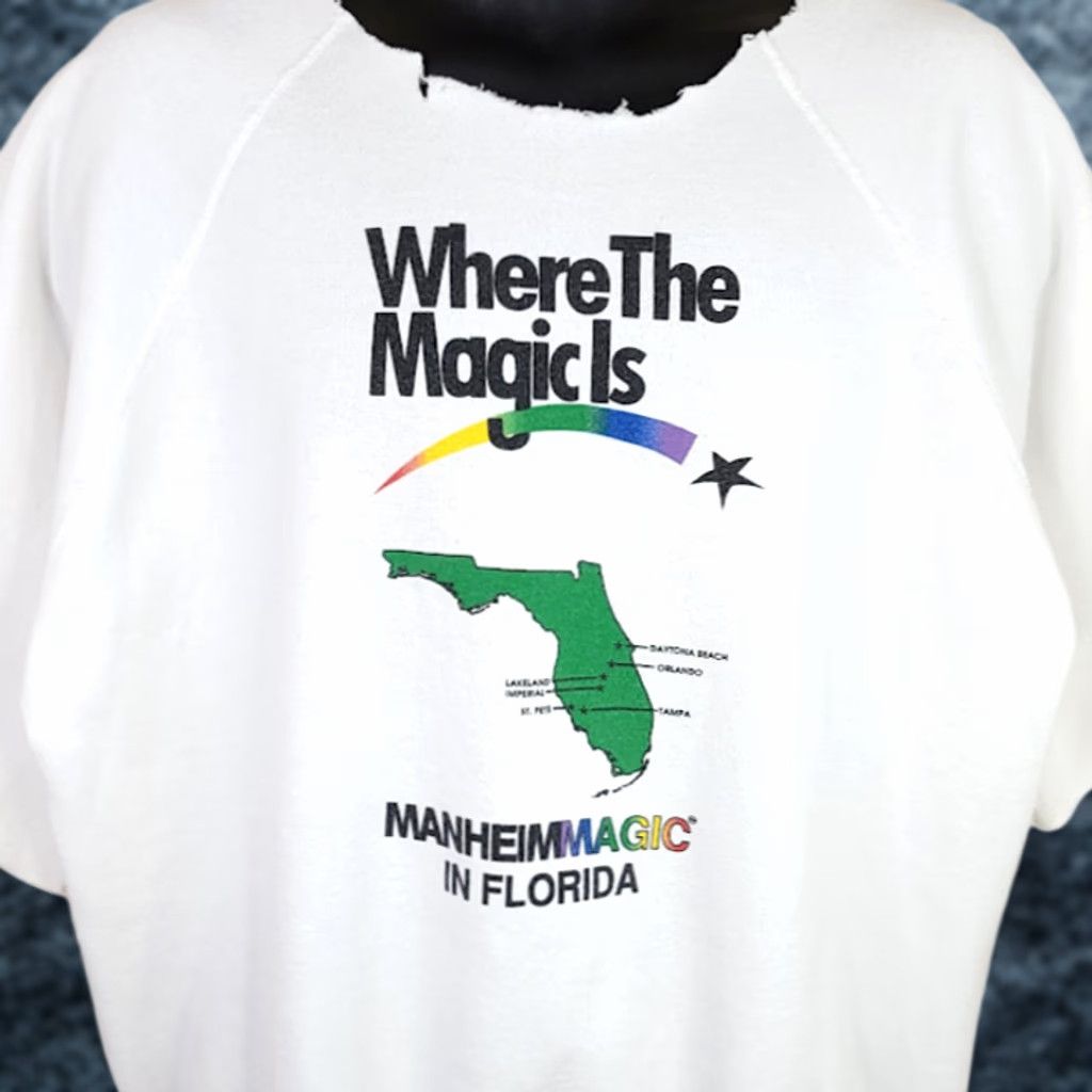 Rainbow VINTAGE Manheim Florida Surfer Sweatshirt Mens Size L Rainbow Magic Is 90s Crew Neck White Cotton Blend Shirt Size US L / EU 52-54 / 3 - 1 Thumbnail