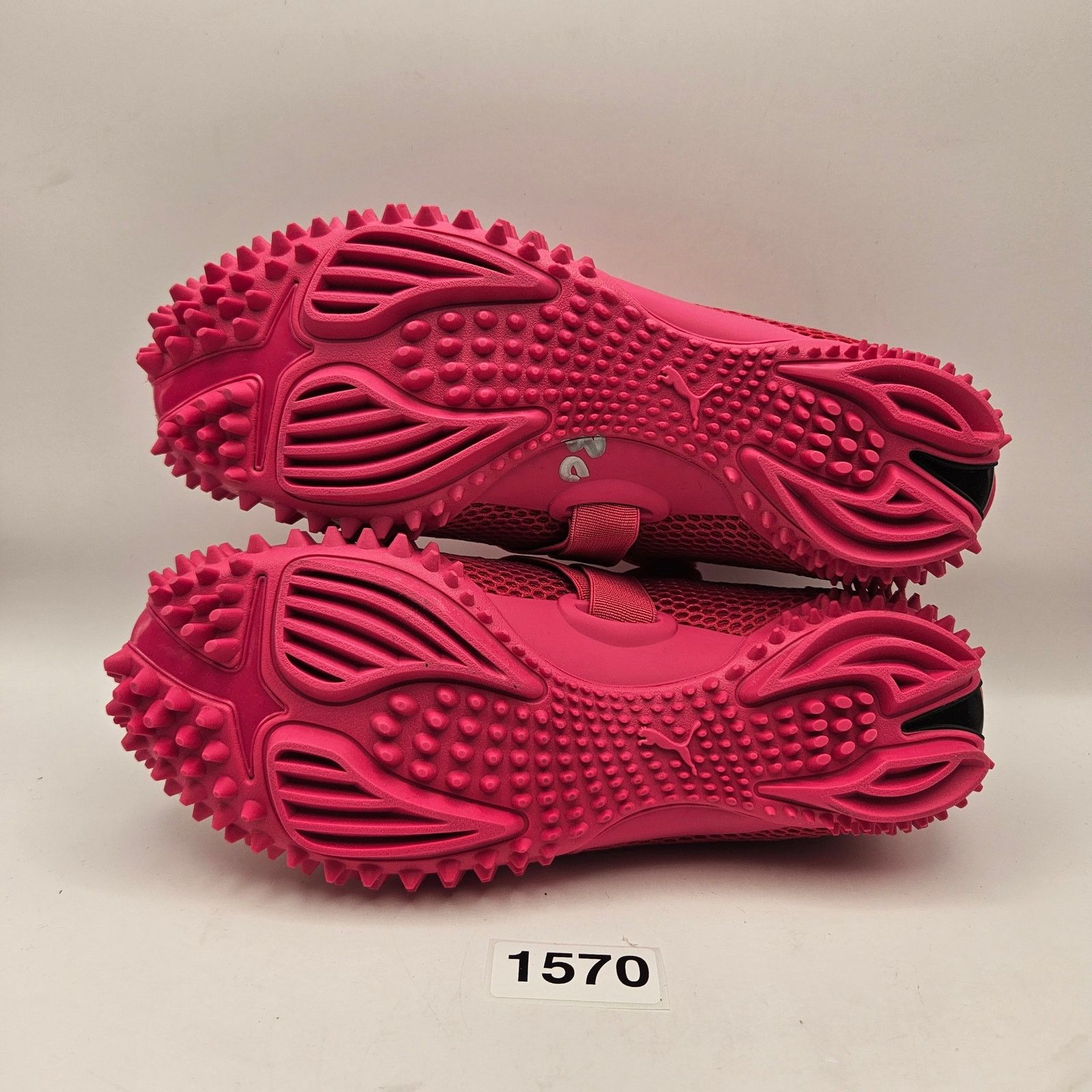 Puma PUMA WOMEN'S 6.5 MOSTRO TRIPLE HOT PINK LIFESTYLE SNEAKER Size US 6.5 / IT 36.5 - 5 Thumbnail