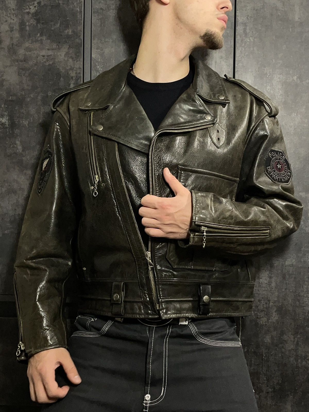 Vintage Crazy Vintage Redskins Cropped Leather Jacket Polizei Schott Size US L / EU 52-54 / 3 - 3 Thumbnail