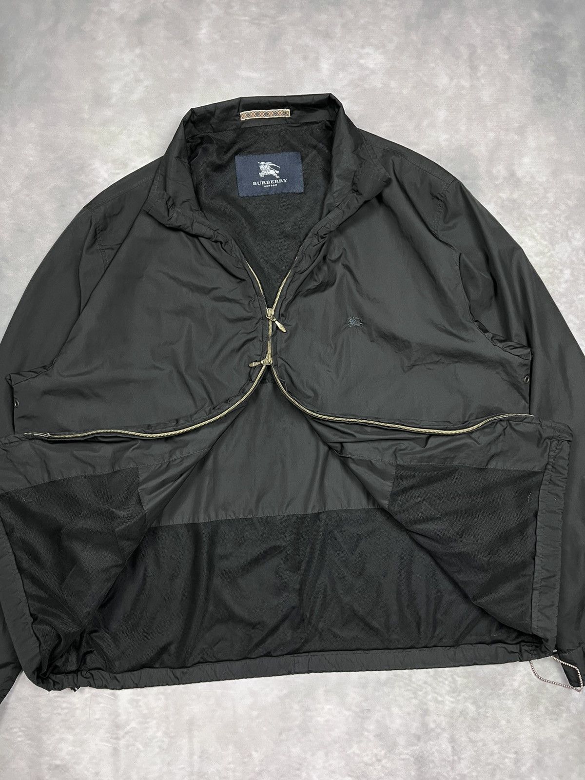 Burberry Prorsum Vtg Burberry London Men’s Black Jacket Windbreaker Size L/XL Size US L / EU 52-54 / 3 - 3 Thumbnail