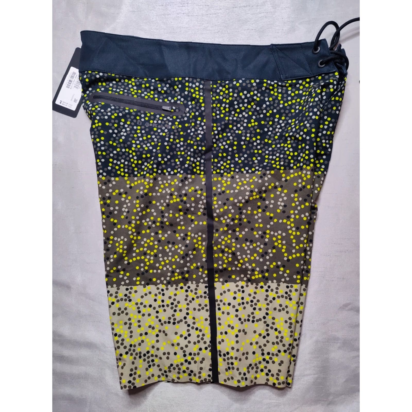 Oakley OAKLEY Men Size 30 Blackout Pixel Stripes Board Shorts NEW Size US 30 / EU 46 - 4 Thumbnail