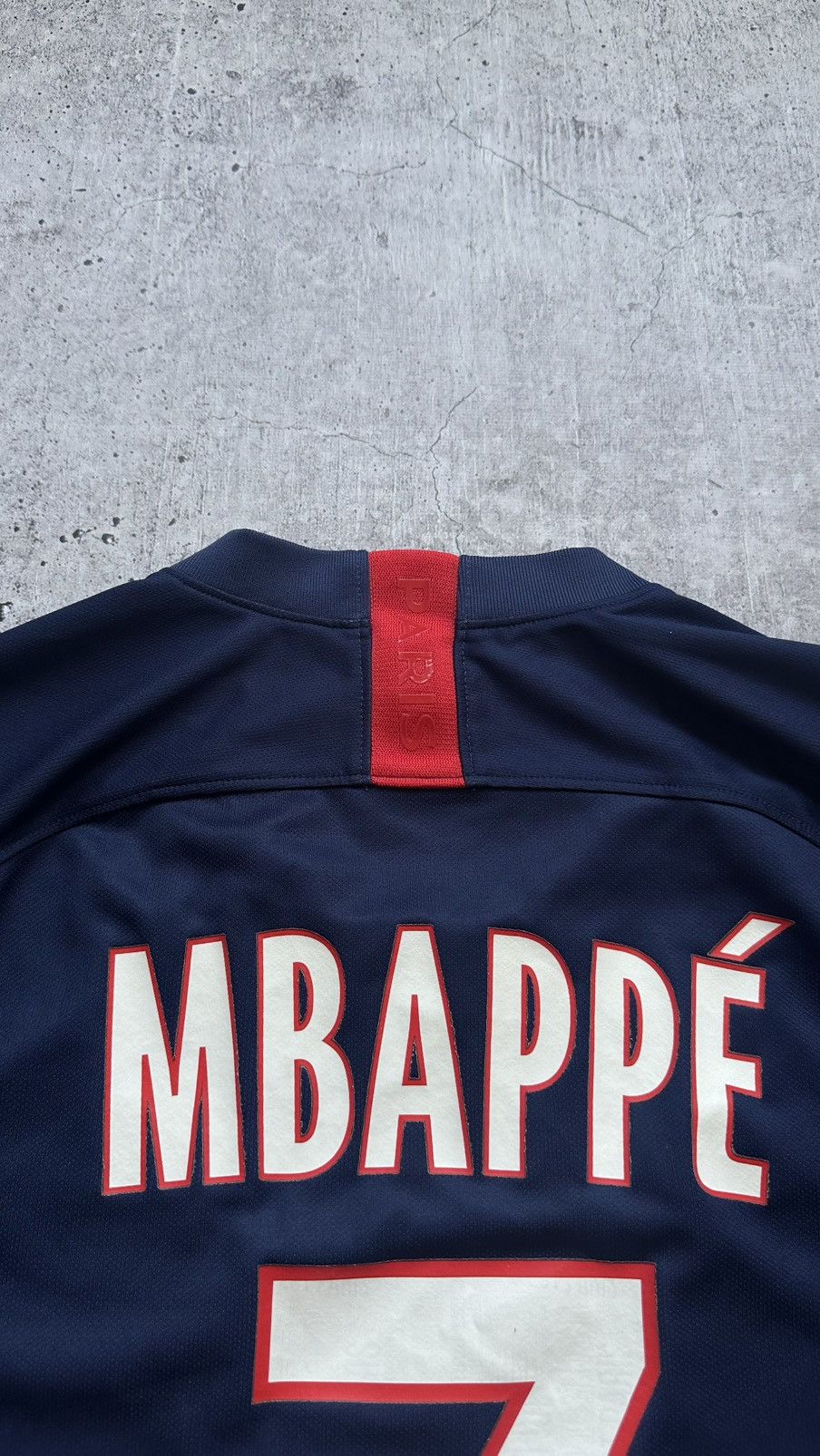Nike 2019/20 Nike PSG Mbappe #7 Authentic Home Soccer Jersey Size US M / EU 48-50 / 2 - 21 Thumbnail