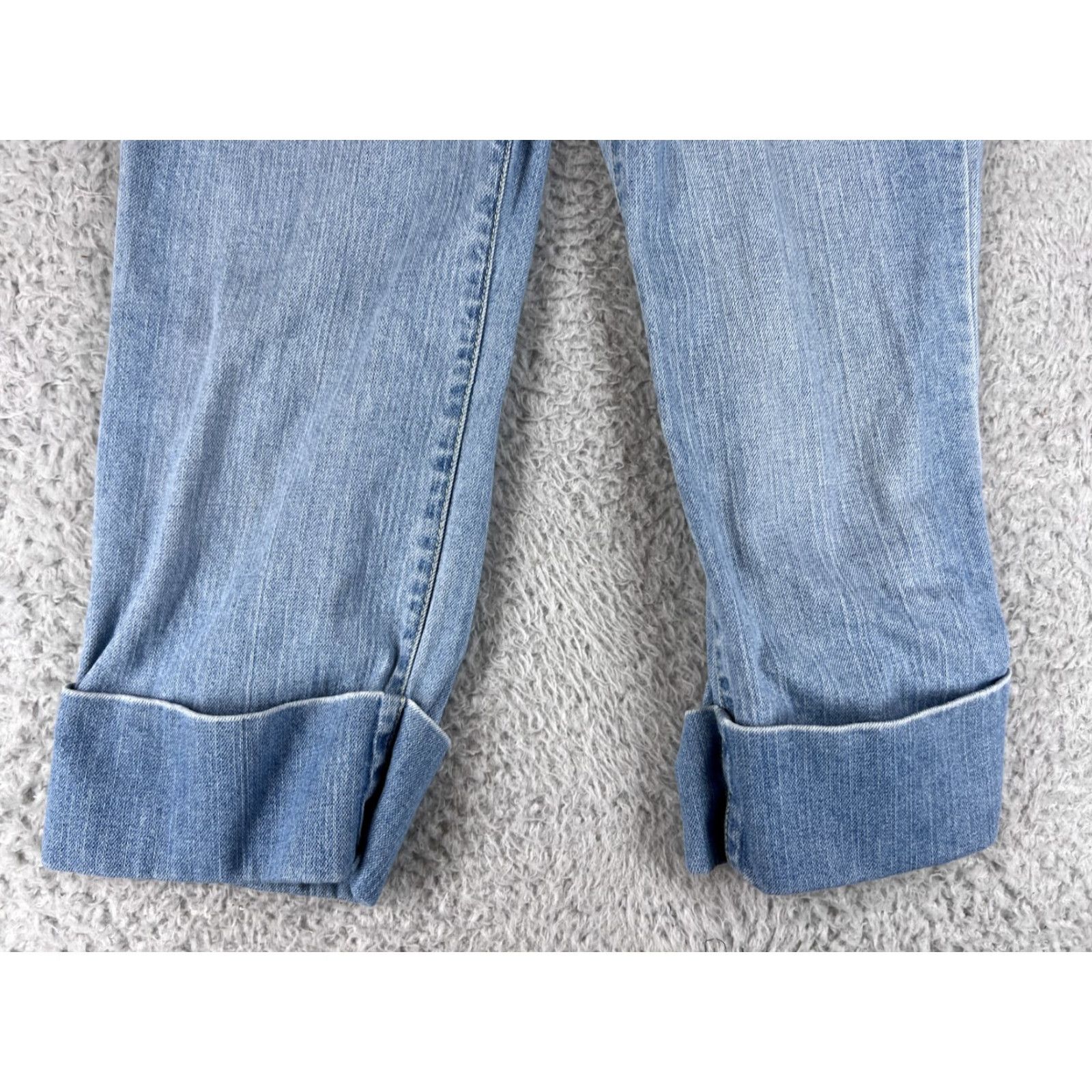 Gloria Vanderbilt Gloria Vanderbilt Capri Pants Womens 8 Blue Denim Light Wash Stretch 5-Pocket Regular Fit Size 30" / US 8 / IT 44 - 3 Thumbnail