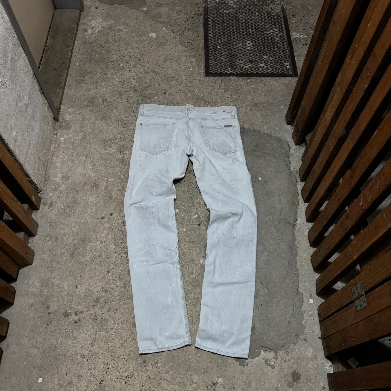 Dsquared2 Dsquared2 distressed paint splatter jeans Size US 32 / EU 48 - 2 Thumbnail