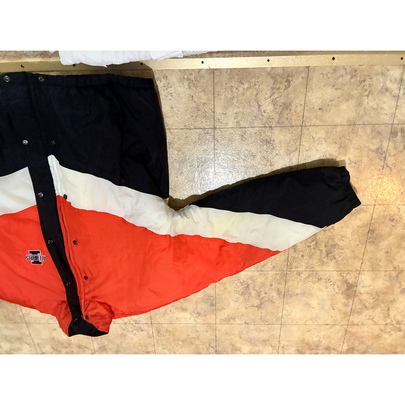 Holloway Vintage UI Holloway Nylon Jacket XL Red/White/Black Size US XL / EU 56 / 4 - 3 Thumbnail