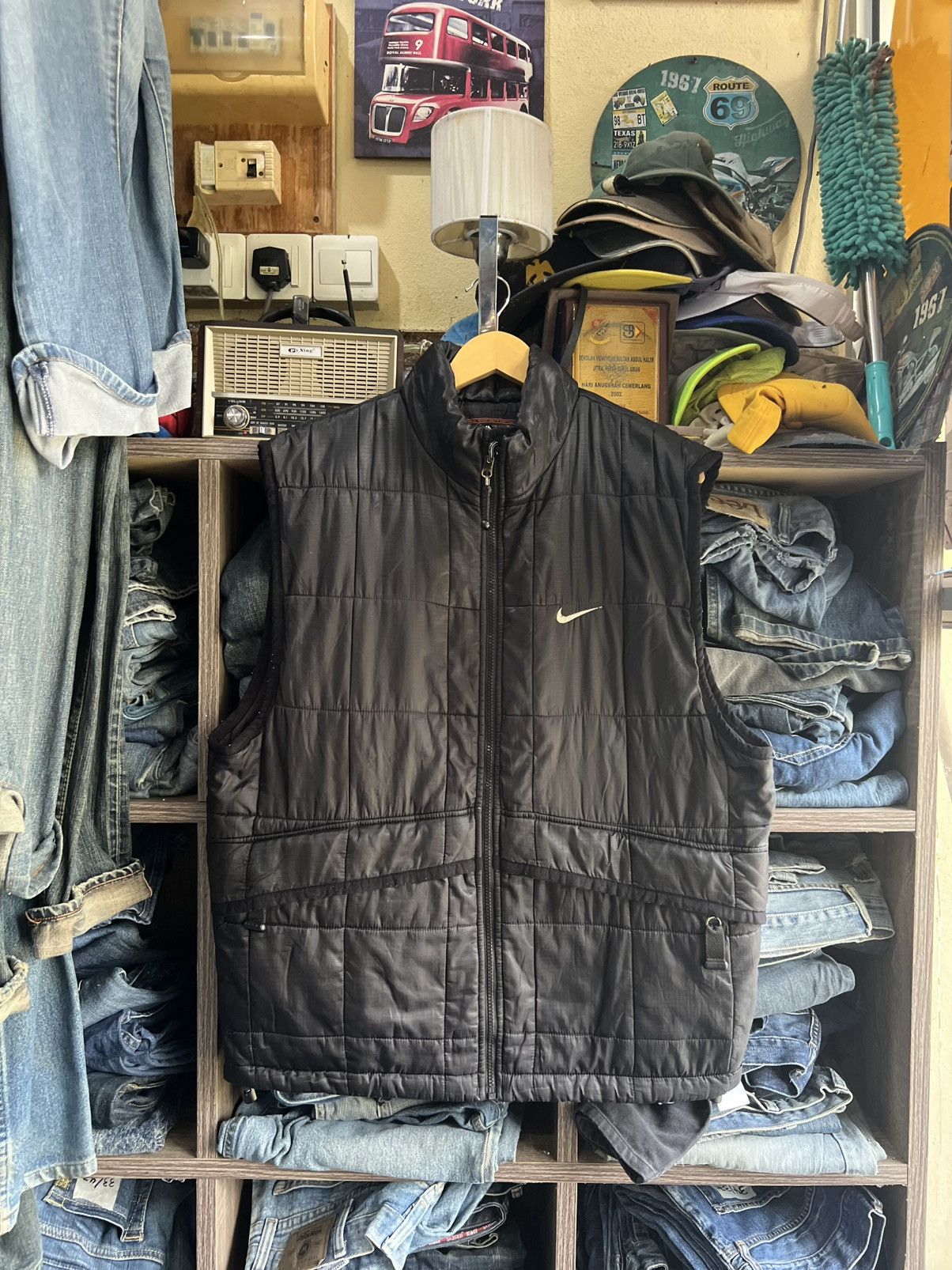 Nike ACG 🔥Vintage Nike ACG Primaloft Quilted Vest Size US L / EU 52-54 / 3 - 1 Thumbnail