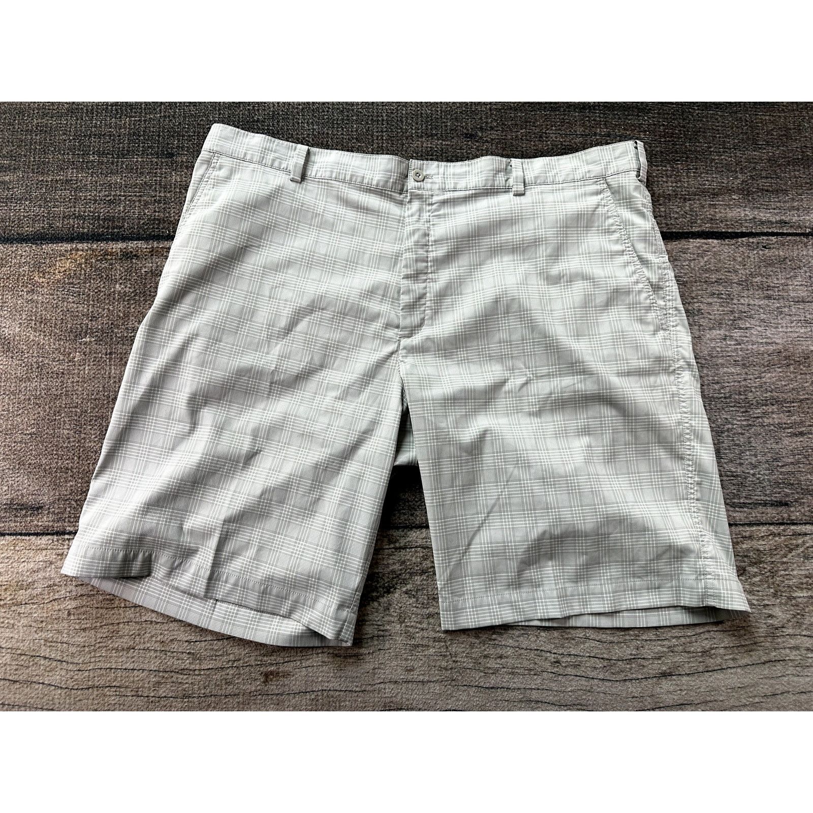 Nike Nike Golf Men's Plaid Grey White Shorts Dri-Fit SZ 42 Drifit Size US 42 / EU 58 - 1 Thumbnail