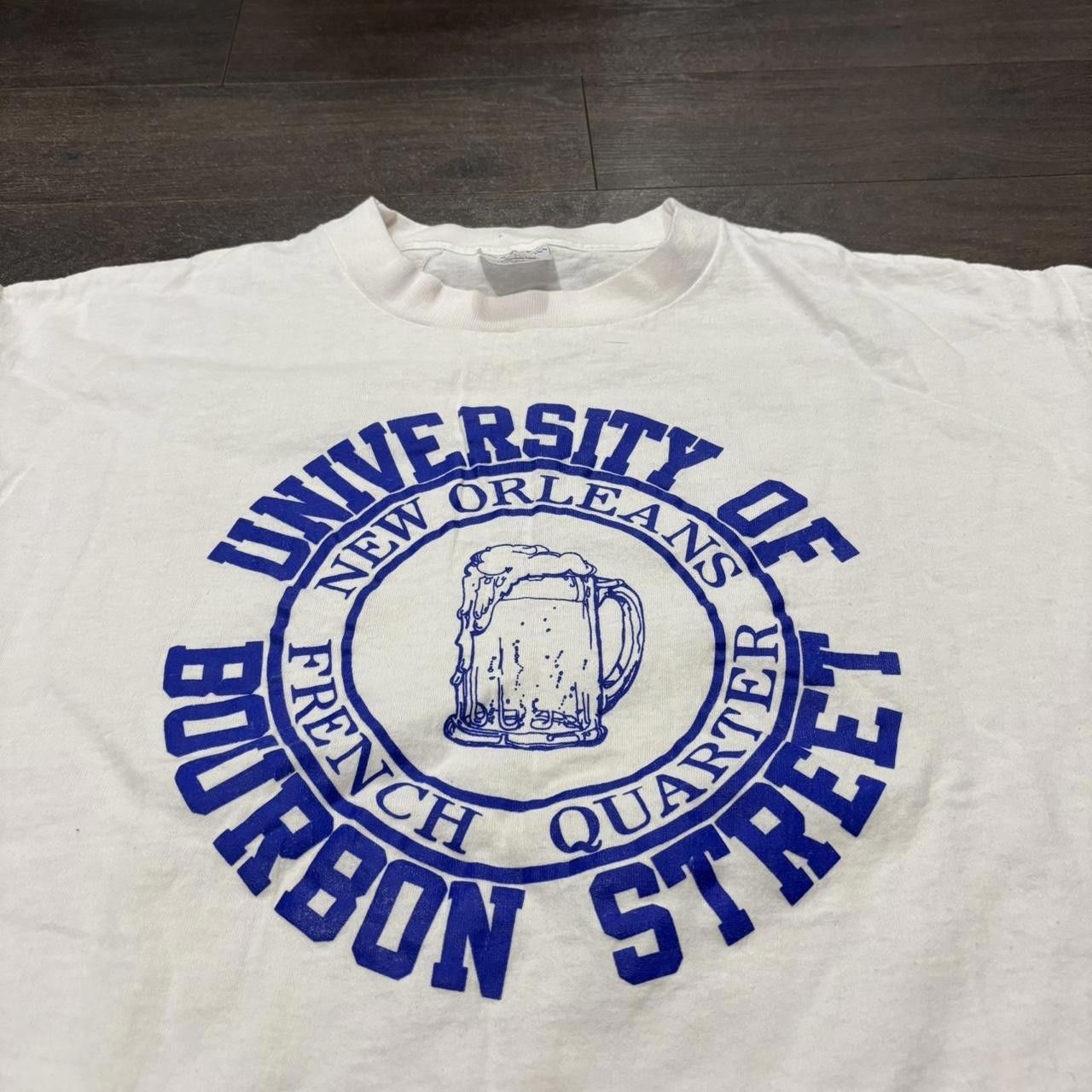 Designer Vintage university of bourbon street New Orleans t shirt L Size US L / EU 52-54 / 3 - 2 Thumbnail