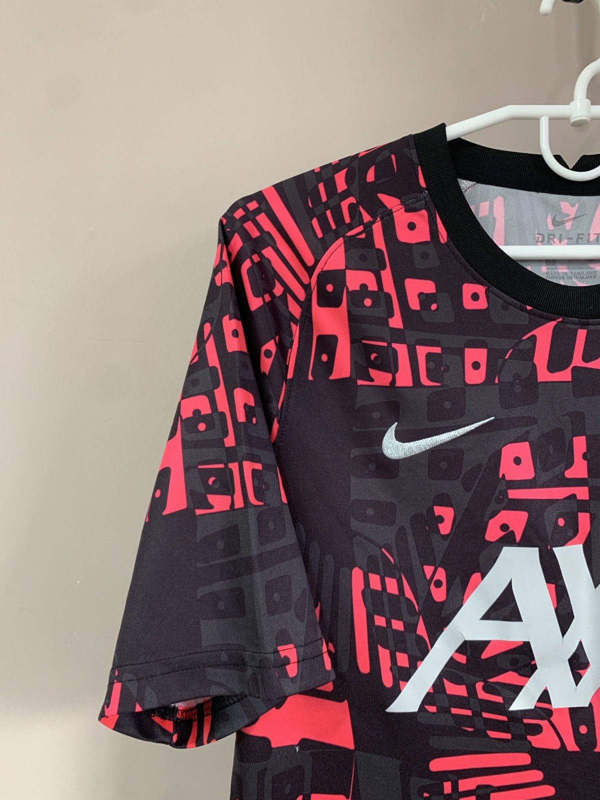 Nike Liverpool Training Football Shirt Nike Soccer Jersey Size S Size US S / EU 44-46 / 1 - 3 Thumbnail
