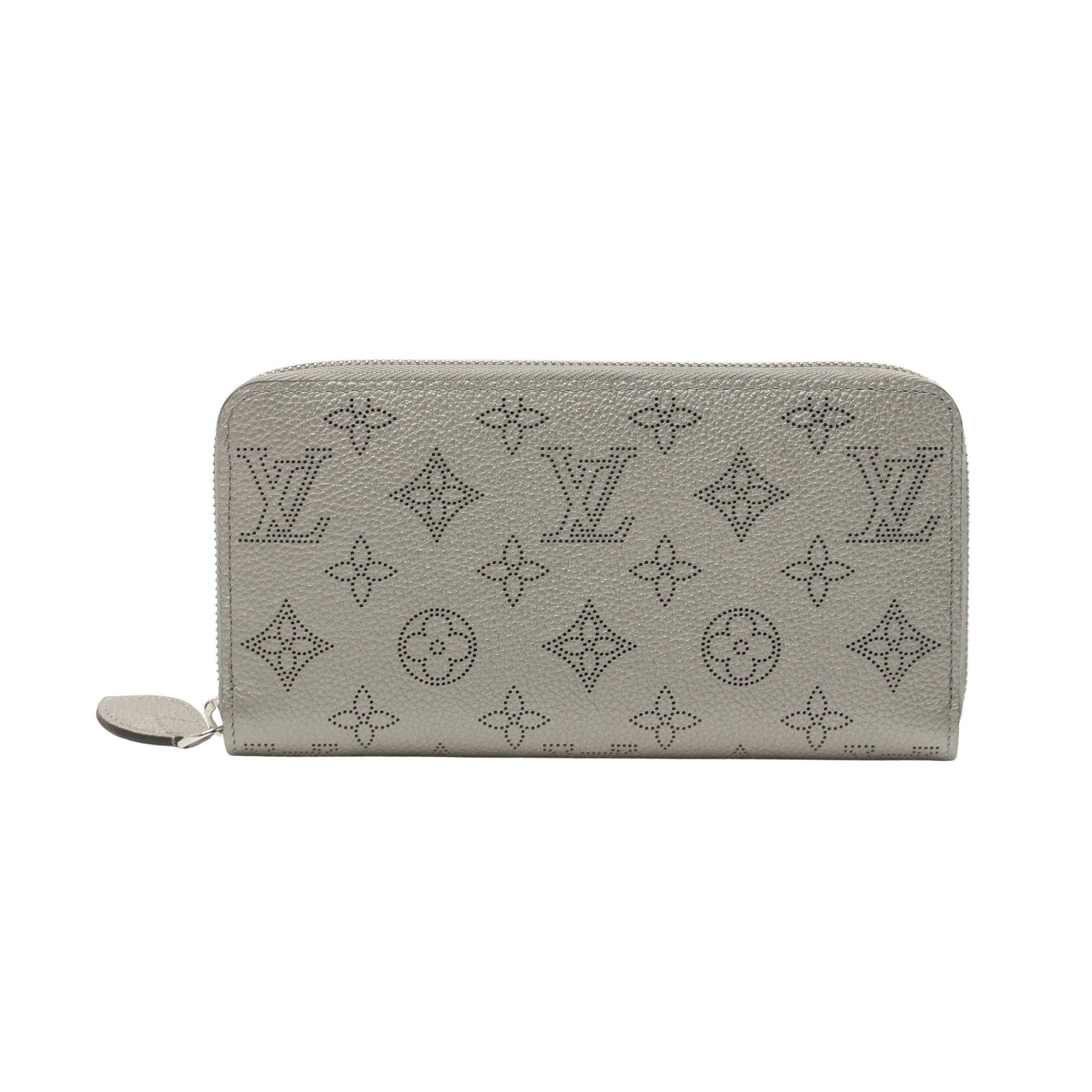 Louis Vuitton Louis Vuitton Zippy Wallet Monogram Mahina Metallic Round Zipper Leather Gray Size ONE SIZE - 1 Thumbnail
