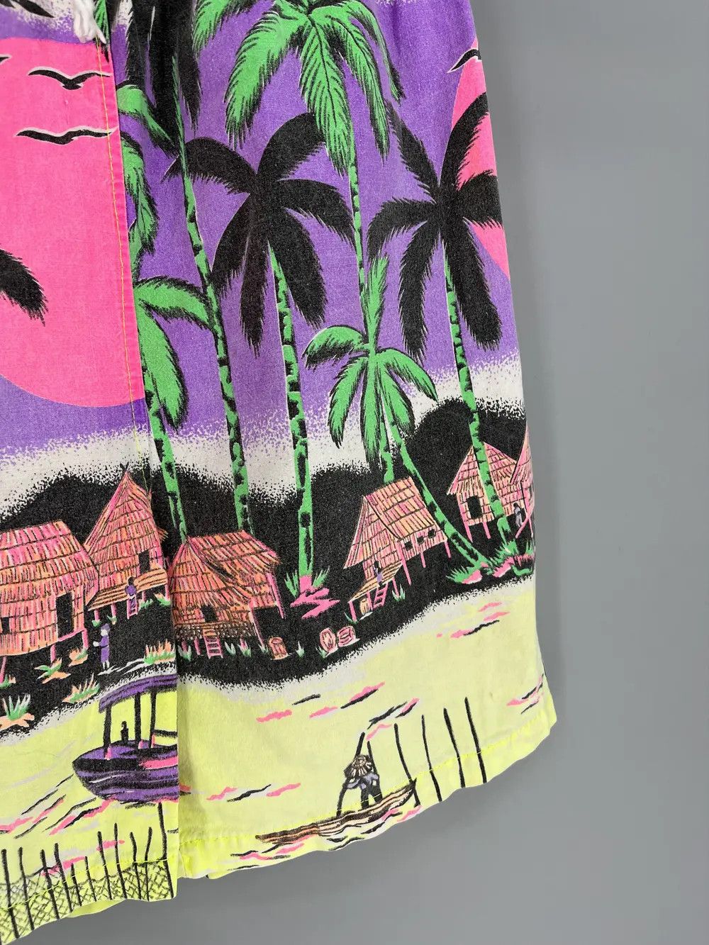 Vintage Vintage Y2K Art Streetwear Hawaiian Shorts Fashion Grailed Size US 30 / EU 46 - 5 Thumbnail