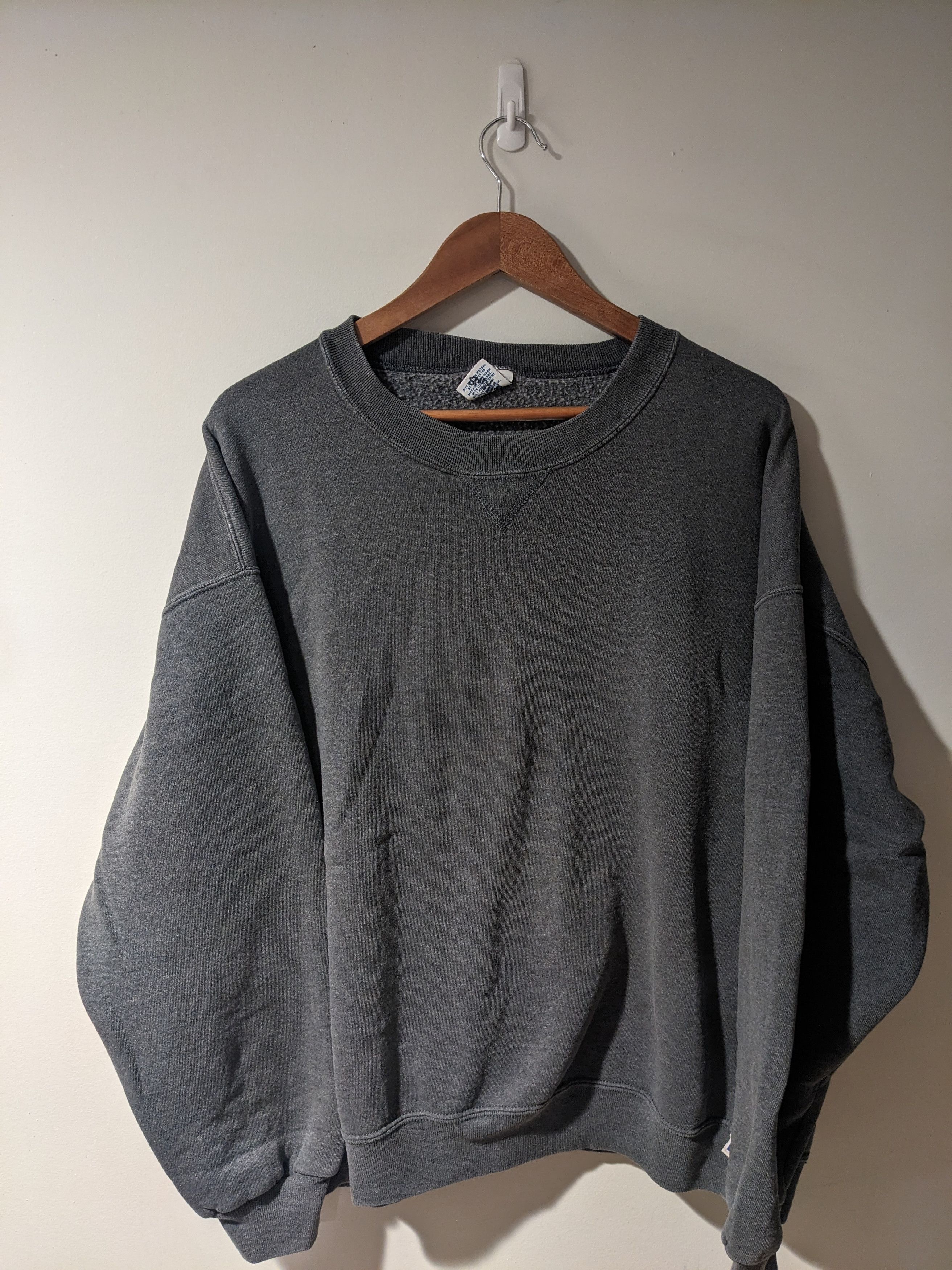 Russell Athletic × Vintage Vintage 90s Russell Athletic Blank Essential Sweatshirt Size US XL / EU 56 / 4 - 1 Thumbnail