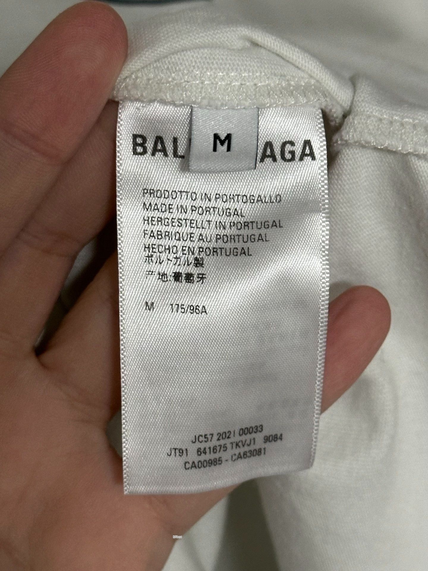Balenciaga Balenciaga Short-Sleeve T-Shirt w/ Embroidery Logo Size US M / EU 48-50 / 2 - 3 Thumbnail
