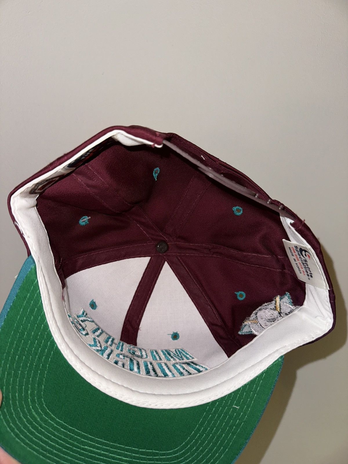 NHL × Sports Specialties × Vintage Vintage DS Mighty Ducks Sports Specialties Script Snapback Size ONE SIZE - 4 Thumbnail