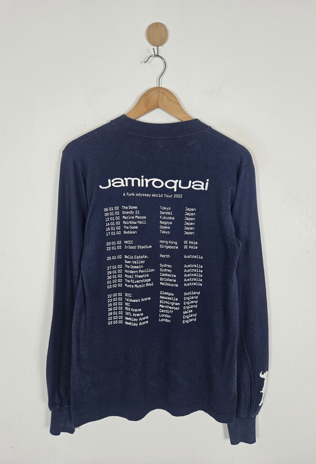 Band Tees Vintage Jamiroquai Funk Odyssey World tour tee shirt Size US S / EU 44-46 / 1 - 2 Thumbnail