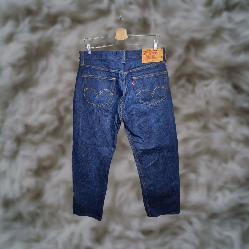 Levi's VINTAGE Levi's 501xx Jeans Denim Blue 34 34 Inseam 27 High Rise Button Fly Mens Regular Capri Short Style 501xx Size US 34 / EU 50 - 1 Thumbnail