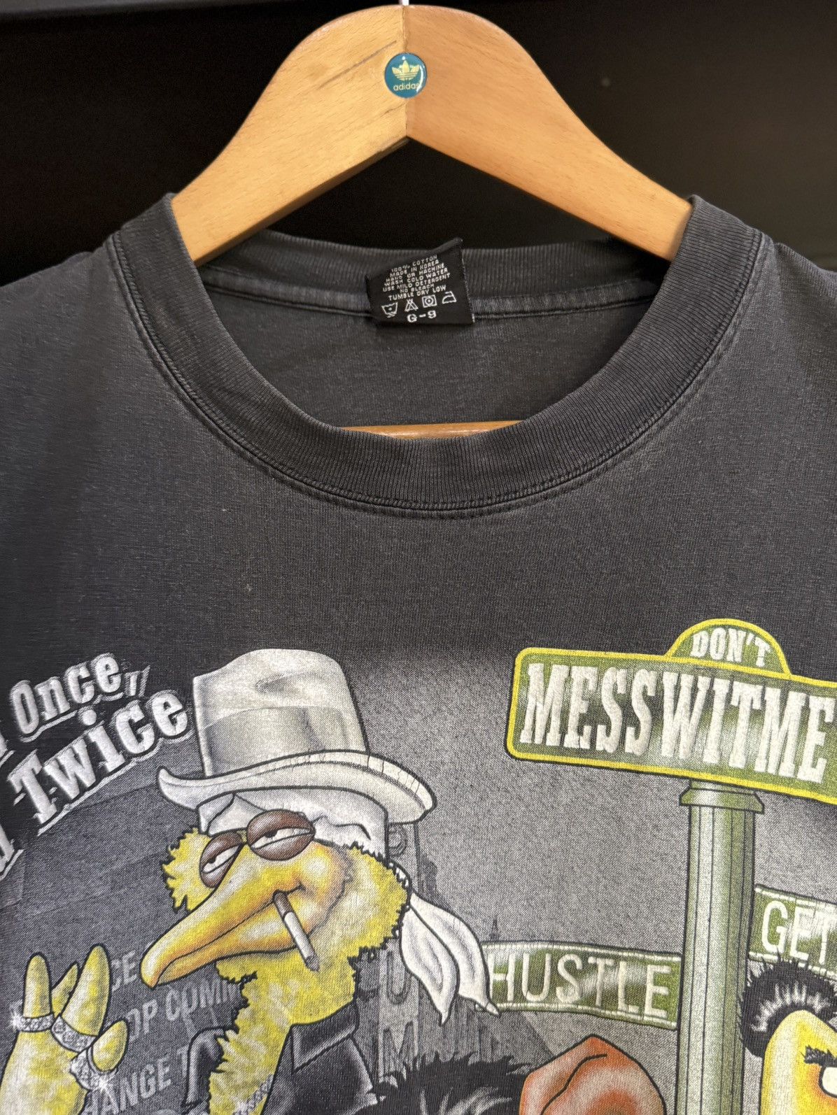 Cartoon Network Thrashed Vintage 90s Elmo Sesame Street Kermit Faded Tee Size US XL / EU 56 / 4 - 6 Thumbnail