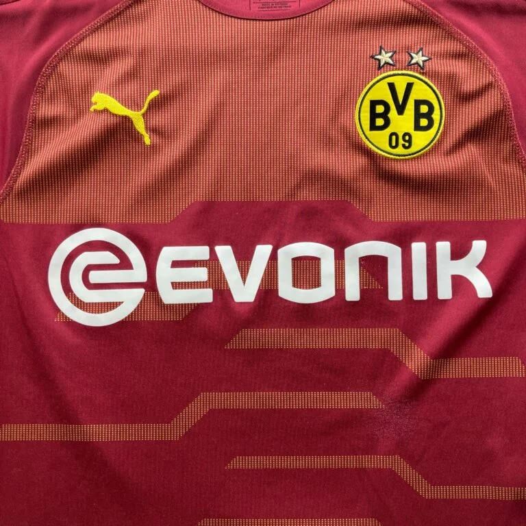 Puma Borussia Dortmund 2018-19 Puma goalkeeper football jersey L Size US L / EU 52-54 / 3 - 5 Thumbnail