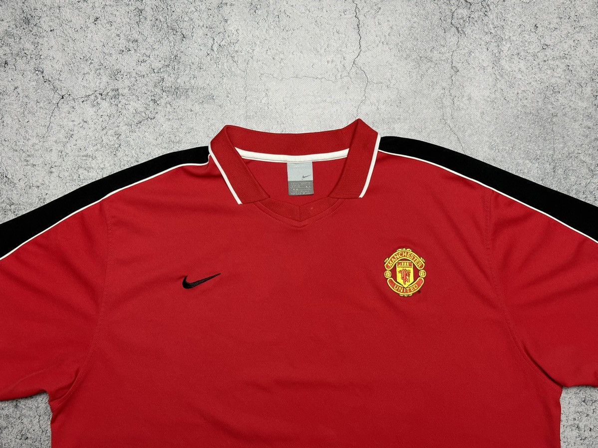 Vintage Vintage Manchester United Nike 2004 Soccer Tshirt Size US XL / EU 56 / 4 - 2 Thumbnail