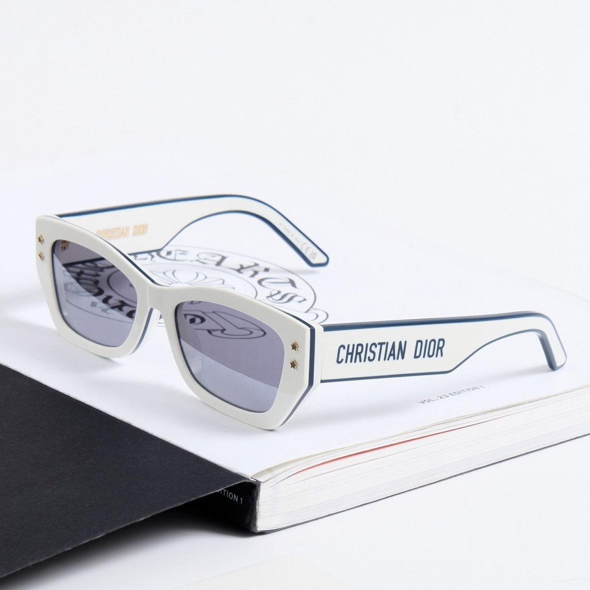 Dior DIOR DIORPACIFIC S2U 95A8 SUNGLASSES Size ONE SIZE - 2 Thumbnail
