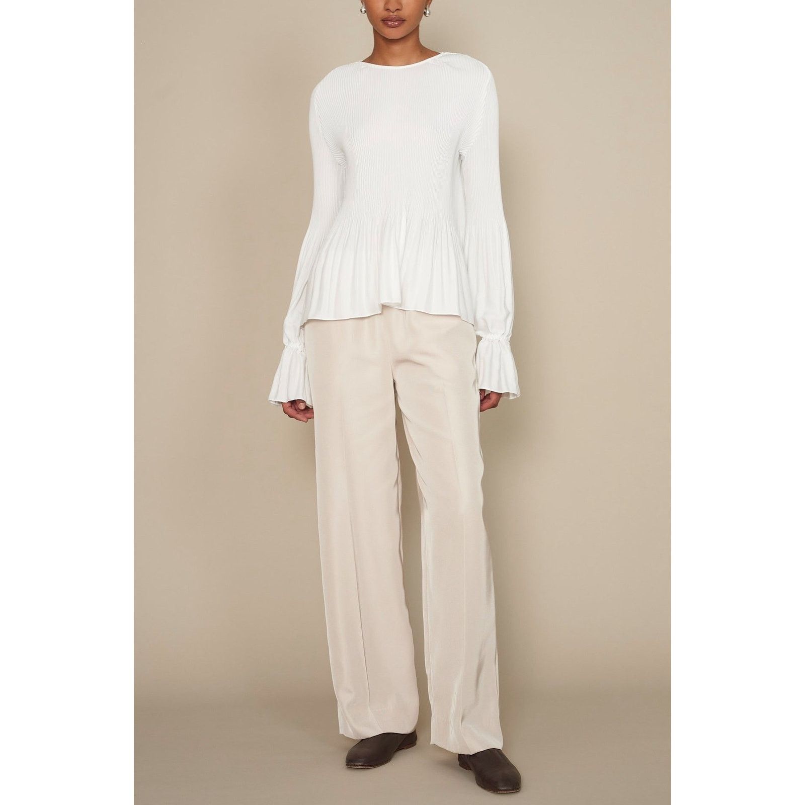 Other KALLMEYER IVORY CREPE PLEAT AND RELEASE ROMANCE TOP sz L Size L / US 10 / IT 46 - 1 Thumbnail