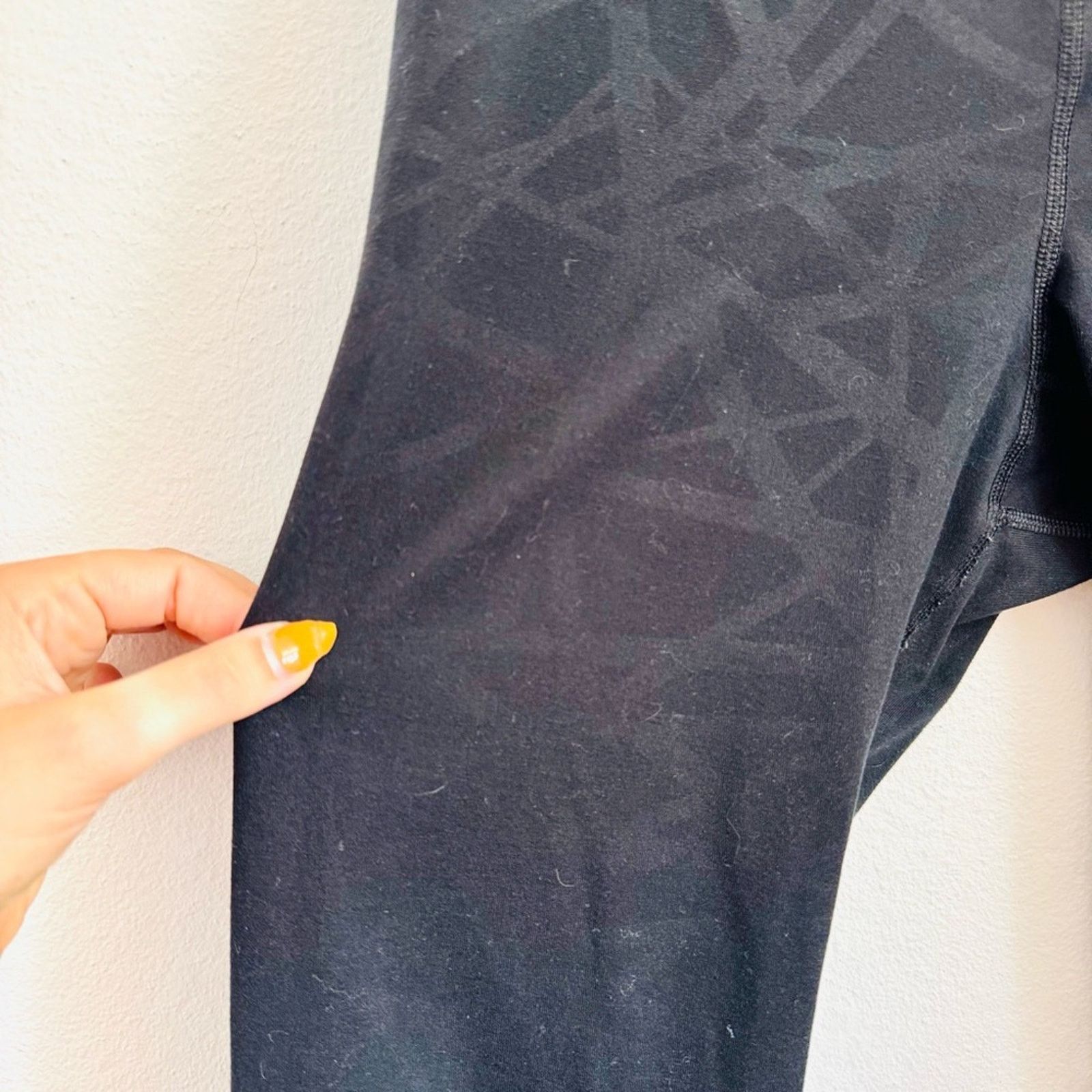 Old Navy OLD NAVY Blue Print $48 High Rise Crop Leggings Capri Gym L Size 32" / US 10 / IT 46 - 5 Thumbnail