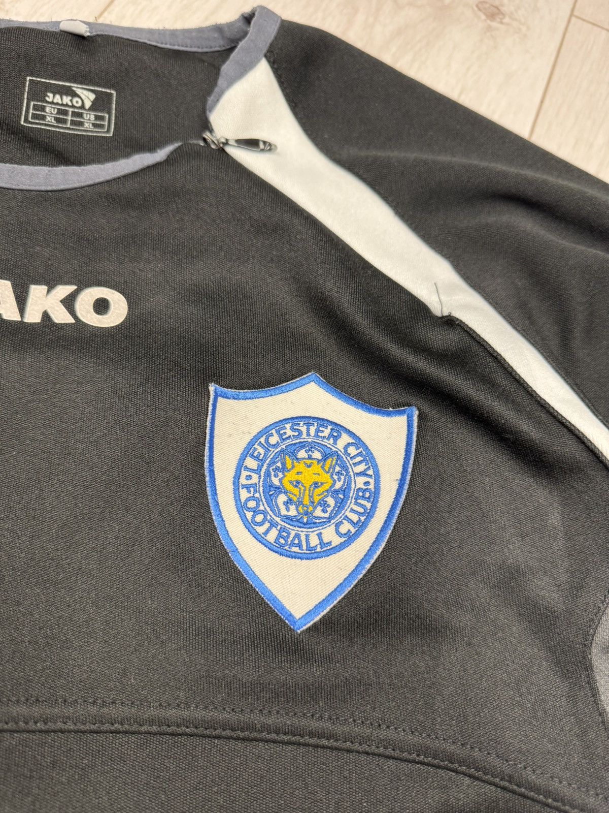 Other 2007/2008 Leicester City Jako Vintage Soccer Jersey T-Shirt Size US XL / EU 56 / 4 - 6 Thumbnail