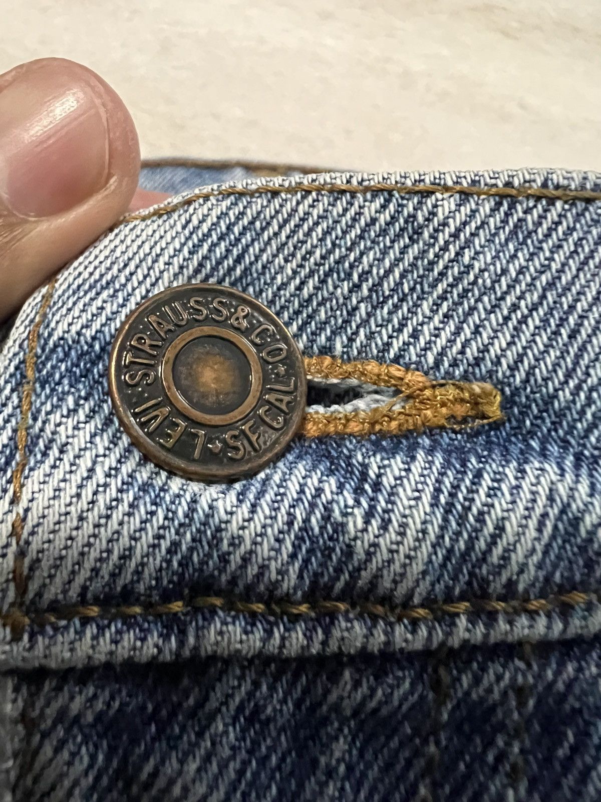 Japanese Brand × Levi's × Levi's Vintage Clothing 90’s Levis 616 Light Wash Distressed Jean Size US 29 - 8 Thumbnail