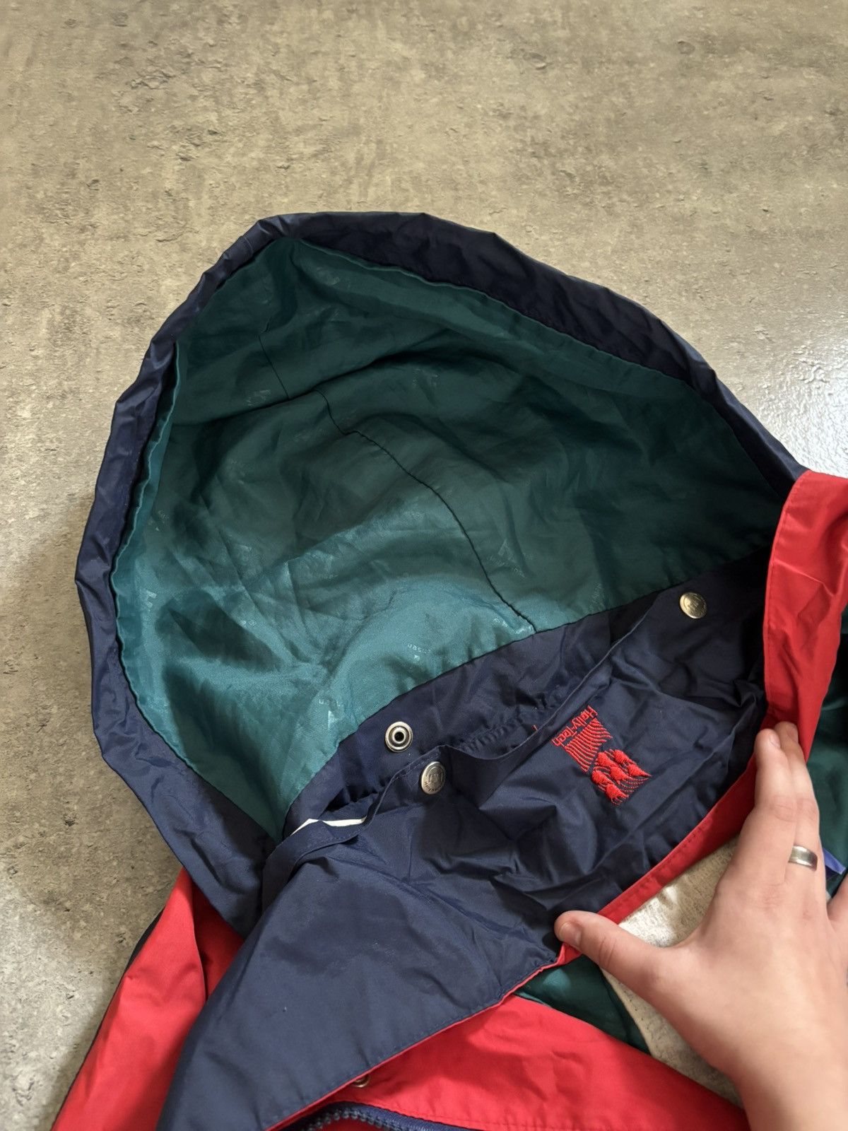 Helly Hansen Helly Hansen Colorful Rain Jacket L/XL Streetwear Y2K Size US L / EU 52-54 / 3 - 10 Thumbnail