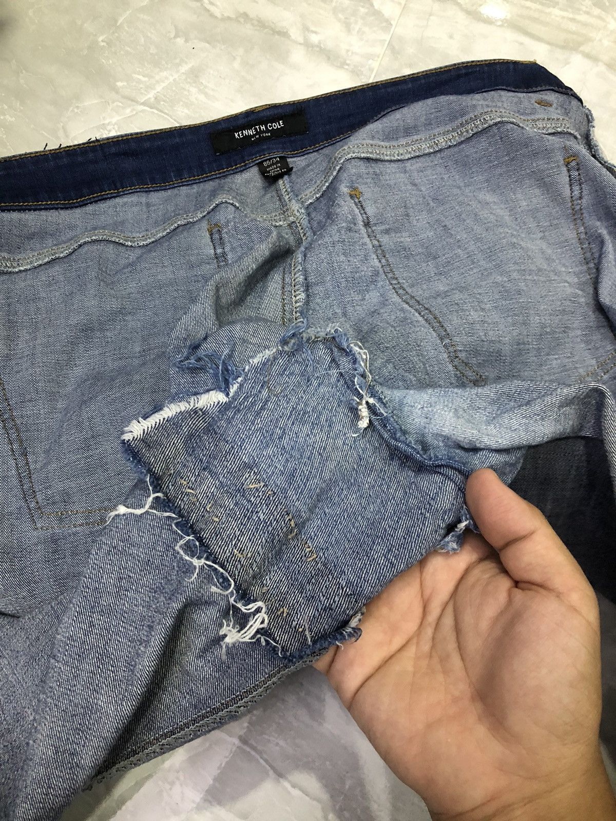 Designer × Kenneth Cole Kenneth Cole New York Distressed Repair Jeans – Size 34 Size US 34 / EU 50 - 12 Thumbnail