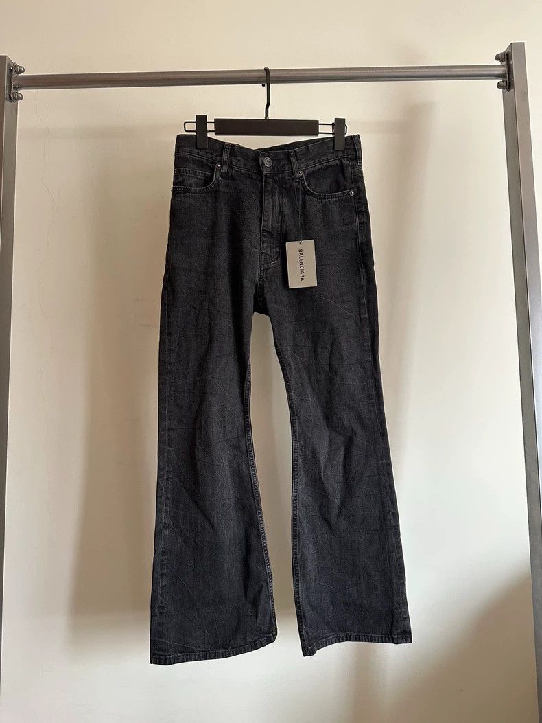 Balenciaga balenciaga size xs Flared jeans Size US 28 / EU 44 - 1 Thumbnail