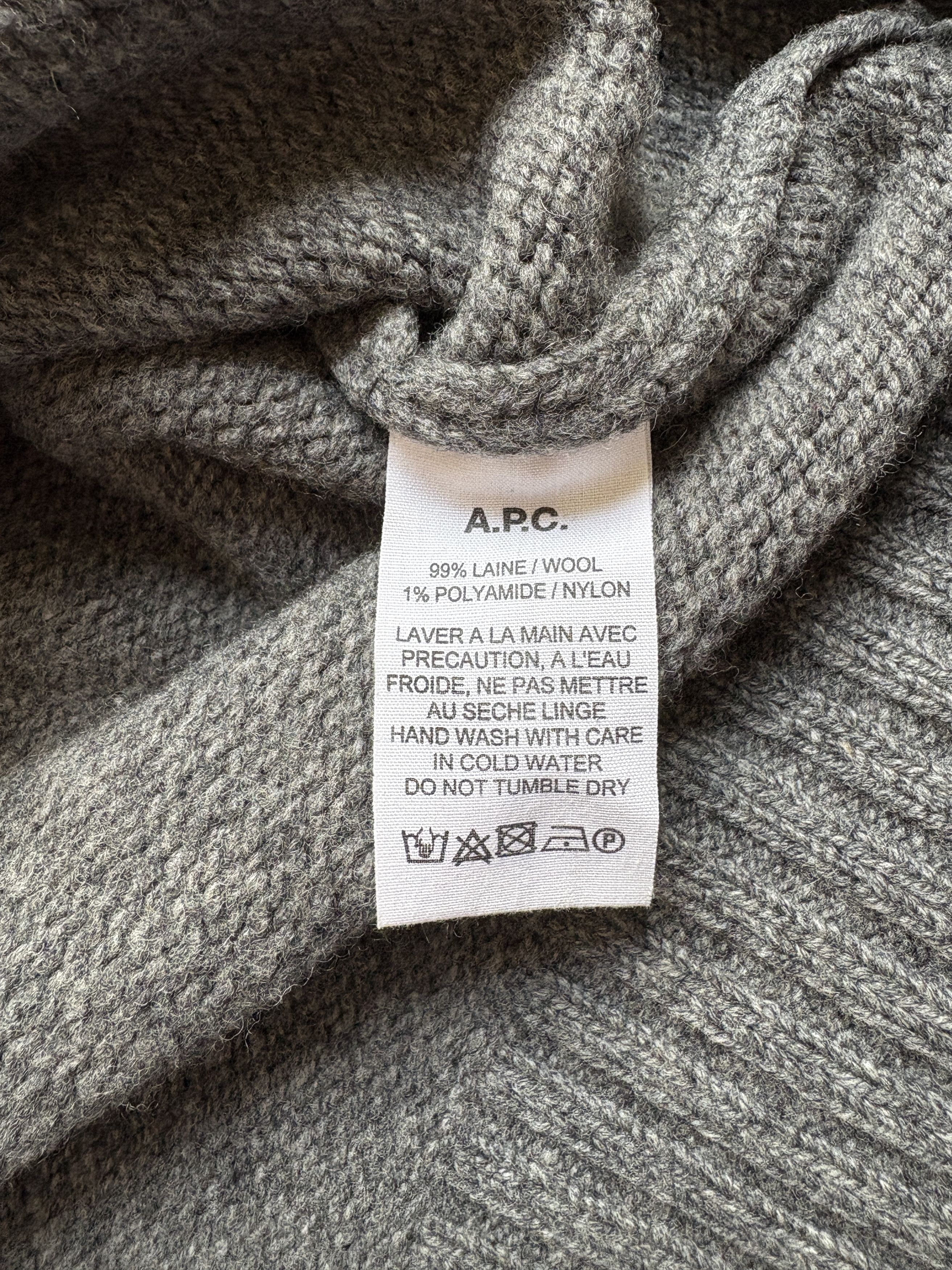 A.P.C. ⚡️QUICK SALE⚡️A.P.C. Gray Crewneck Wool Knit Sweater Size US S / EU 44-46 / 1 - 4 Thumbnail
