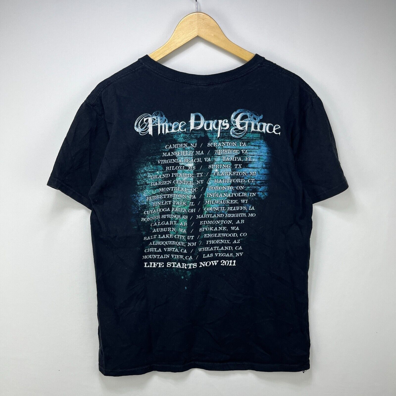 Vintage Vintage Three Days Grace Life Starts Now Band Tour Large Size US L / EU 52-54 / 3 - 5 Thumbnail