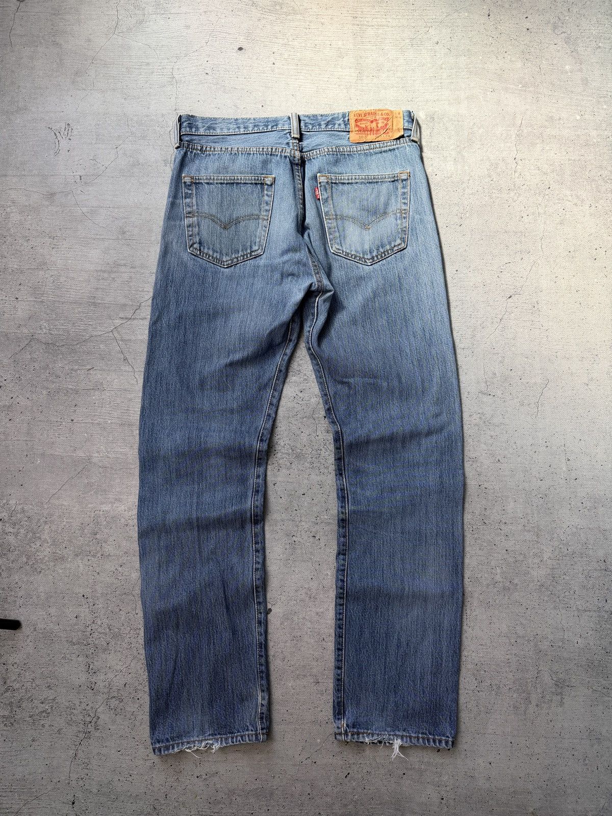 Levi's Vintage Y2K Levis 501 Jeans Limited Edition Retro 90s Style Size US 33 - 2 Thumbnail