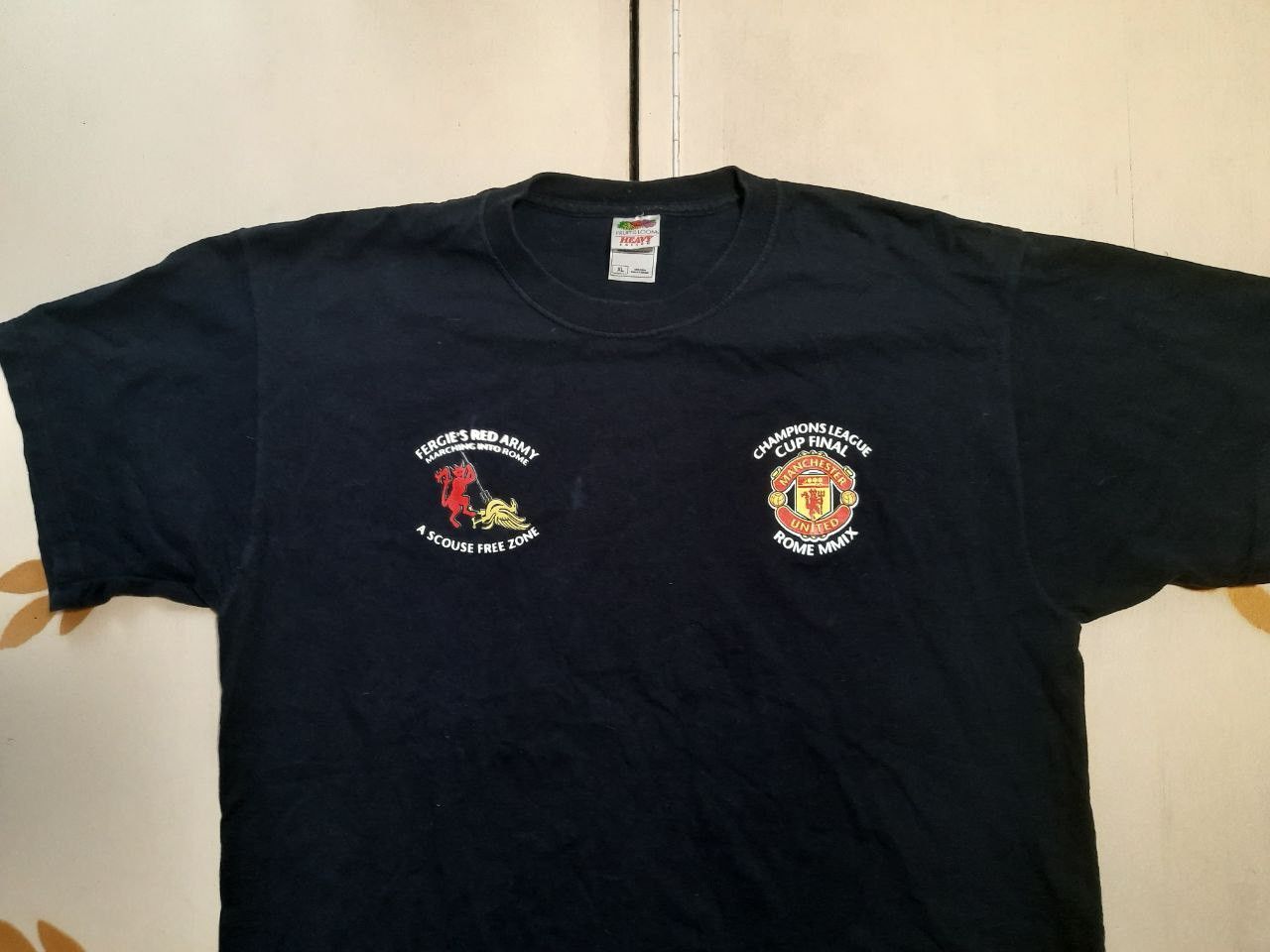 Fruit Of The Loom Fergie's Red Army Champions League Cup Final MMIX T-Shirt Size US XL / EU 56 / 4 - 3 Thumbnail