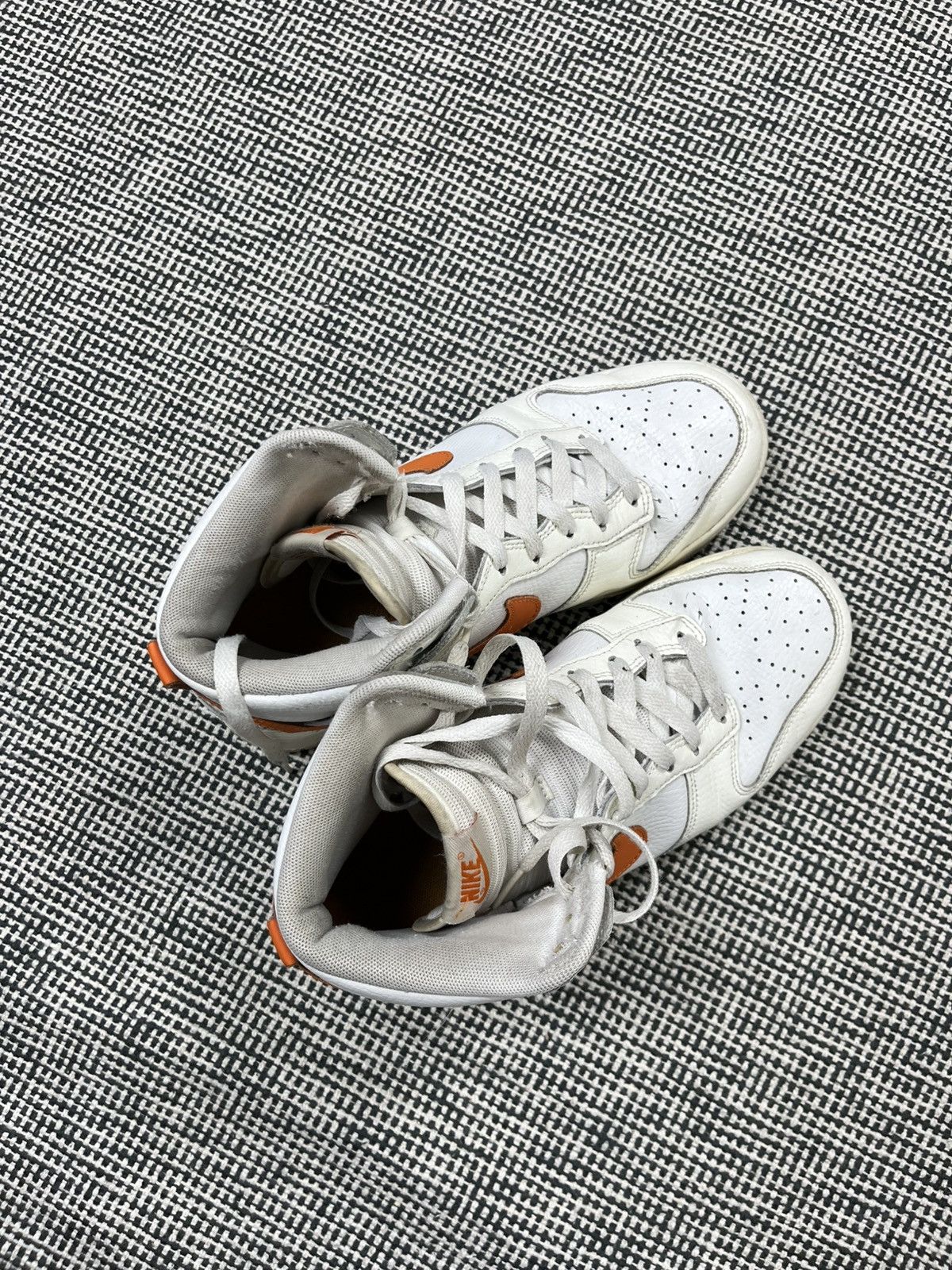 Nike Nike dunk high white magma orange Size US 8.5 / IT 38.5 - 2 Thumbnail