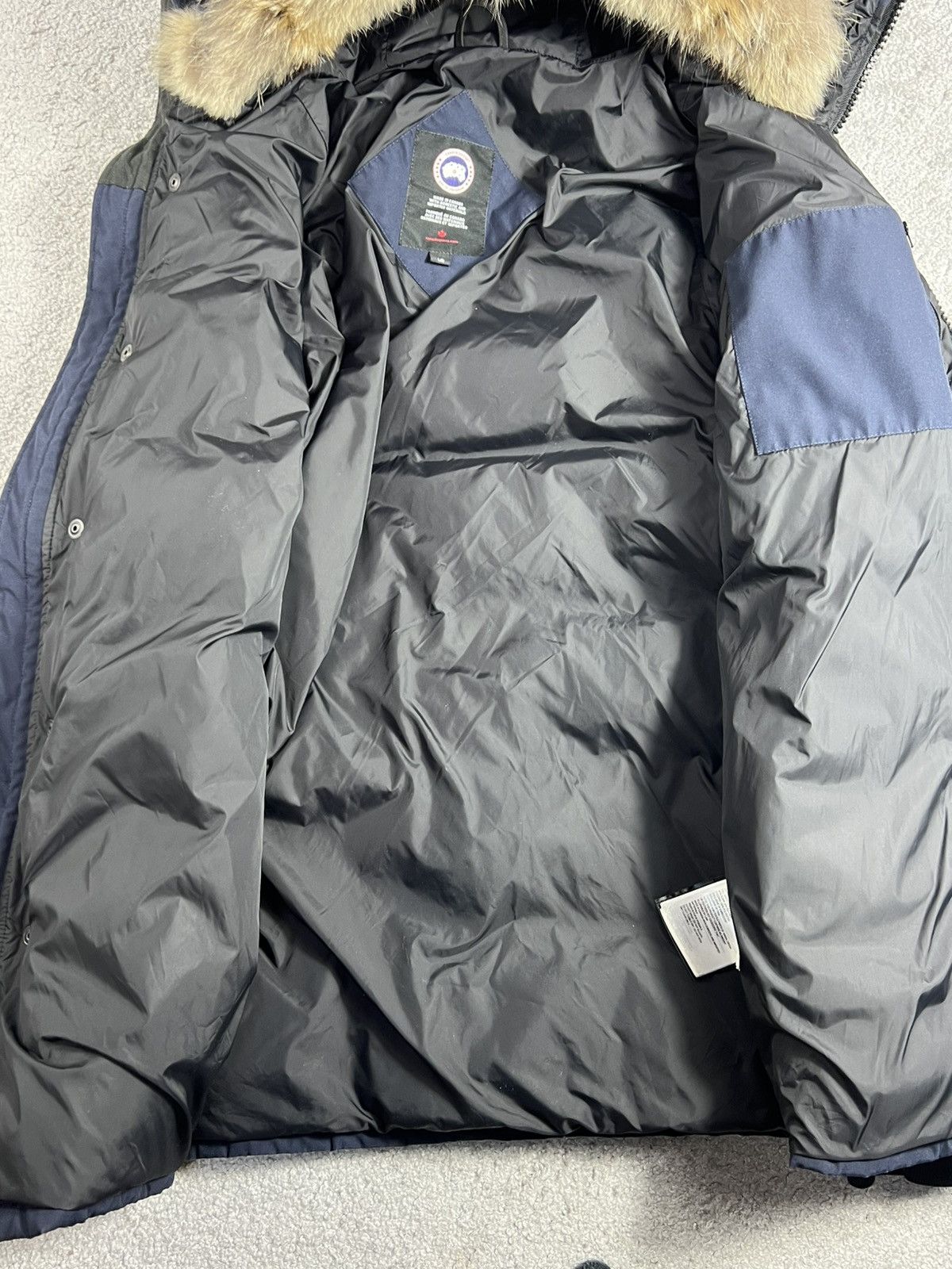 Canada Goose Canada Goose Carson Blue Parka with Coyote Fur Size US L / EU 52-54 / 3 - 12 Thumbnail