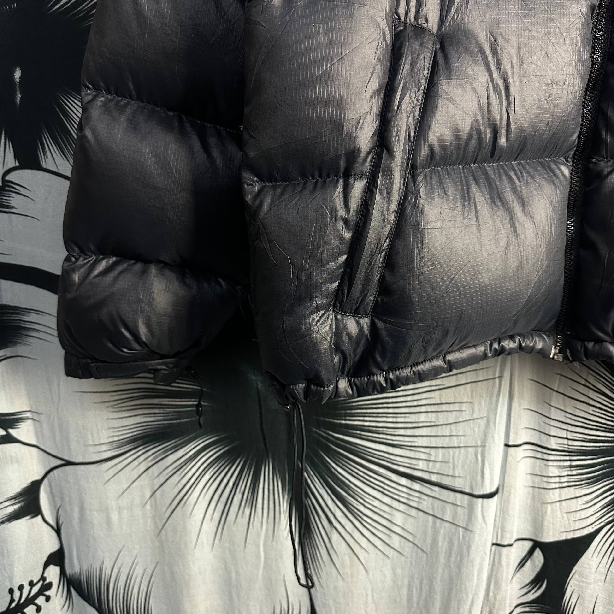 The North Face Vintage The North Face Retro Nupste Jacket Size US L / EU 52-54 / 3 - 5 Thumbnail