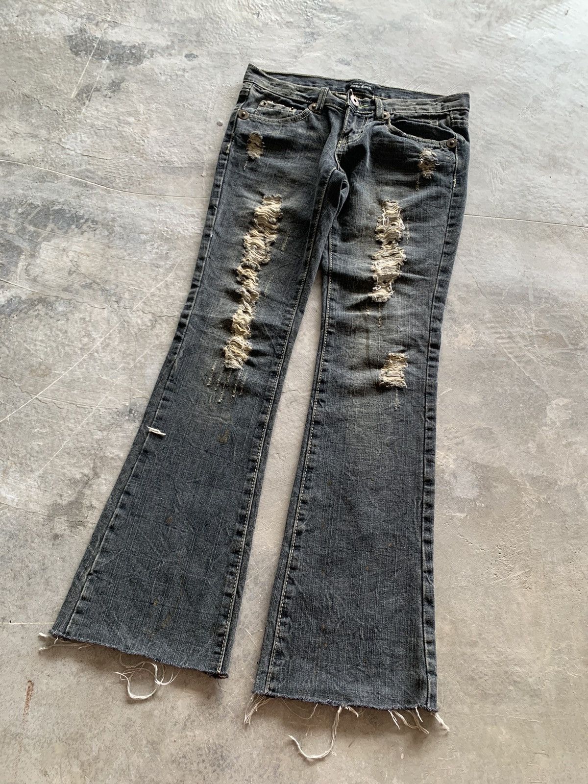 20471120 × Designer × Japanese Brand flare i6w9 lgb inspired jeans distressed japanese style Size 30" / US 8 / IT 44 - 10 Thumbnail