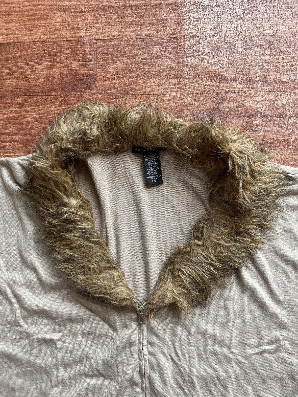 Le Grande Bleu (L.G.B.) Aposthrophe Fur Tshirt Style Size US L / EU 52-54 / 3 - 2 Thumbnail